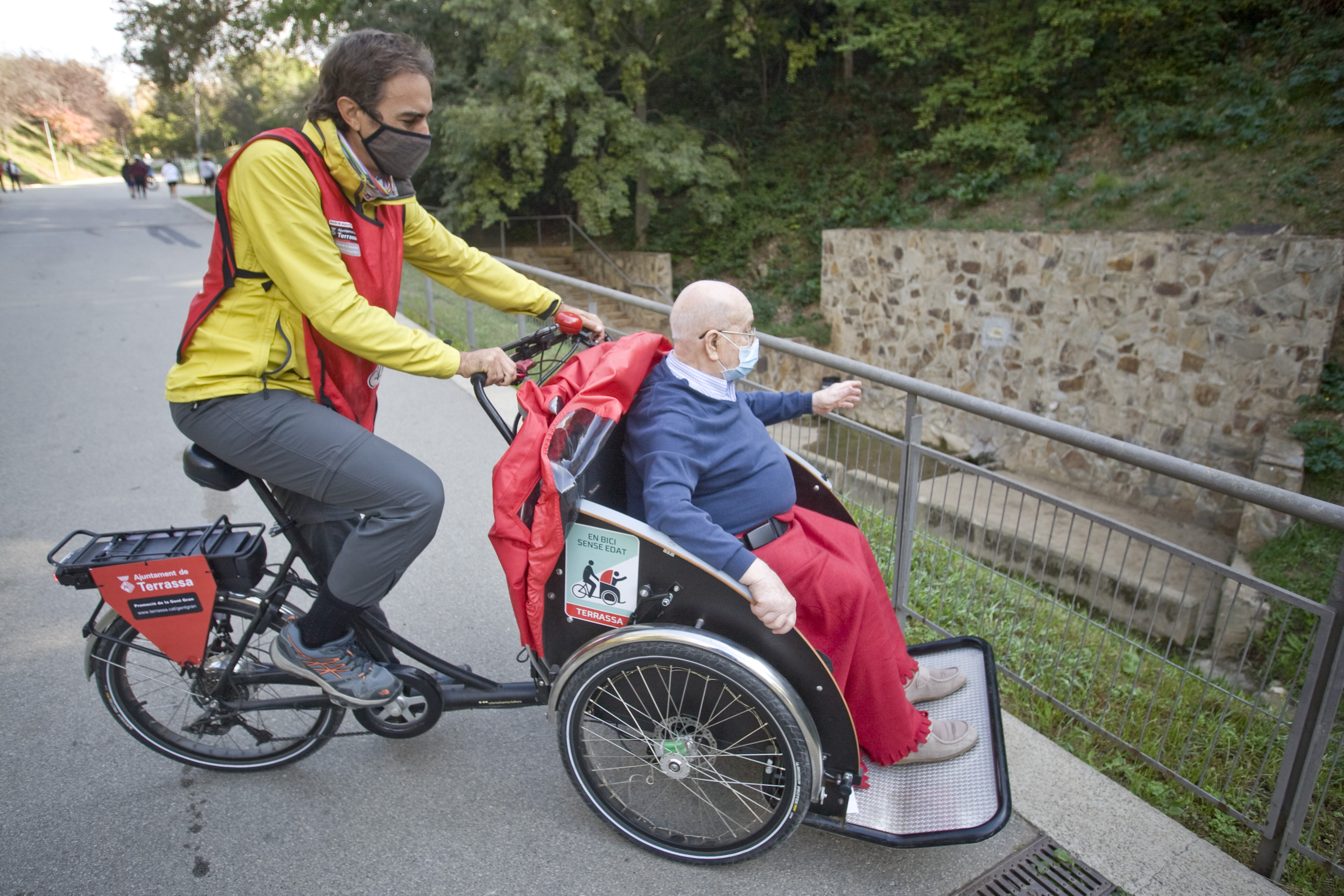 No hi ha edat per voltar en bici per Terrassa