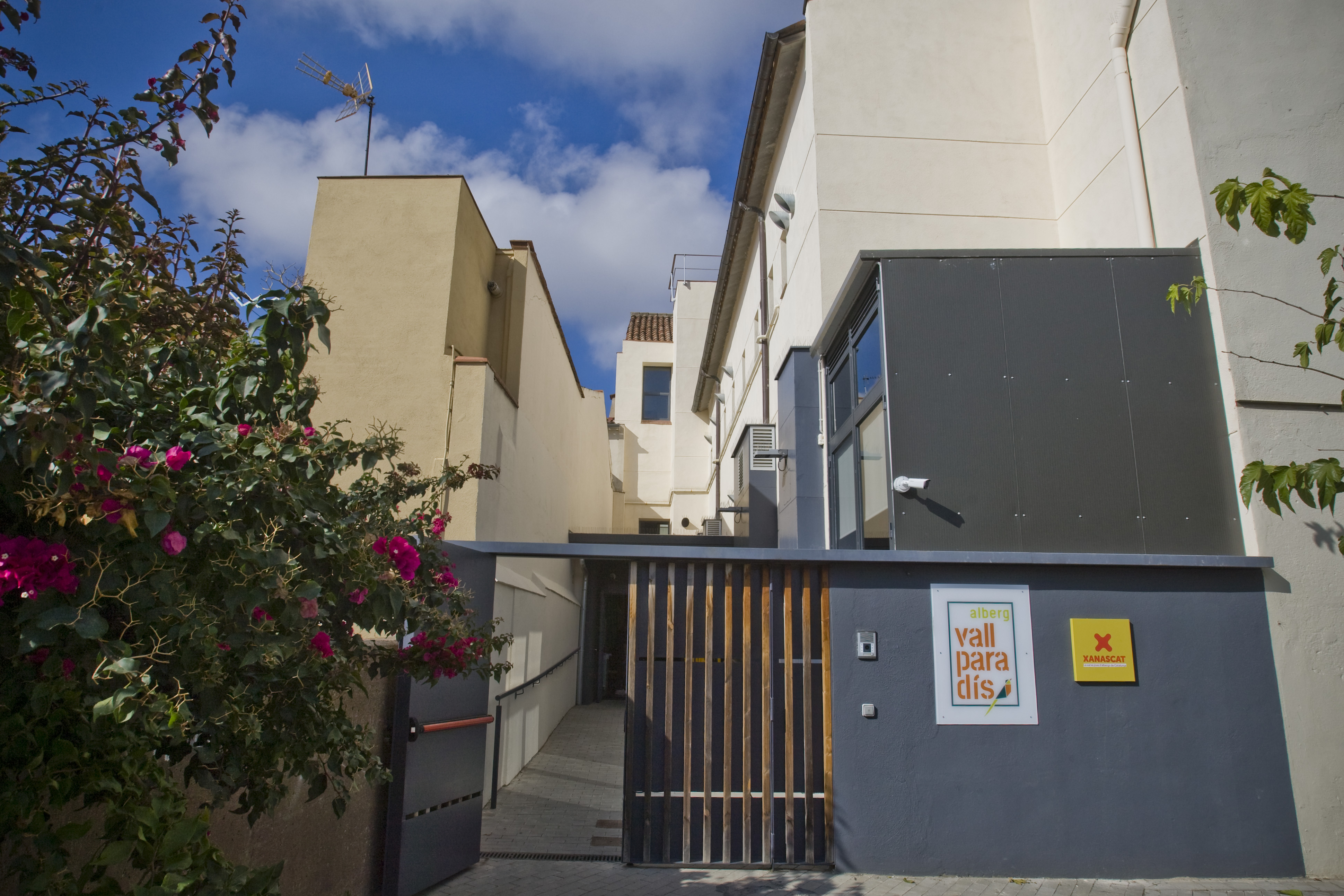 Terrassa regula l’ús de les pistoles elèctriques per part de Policia Municipal - 