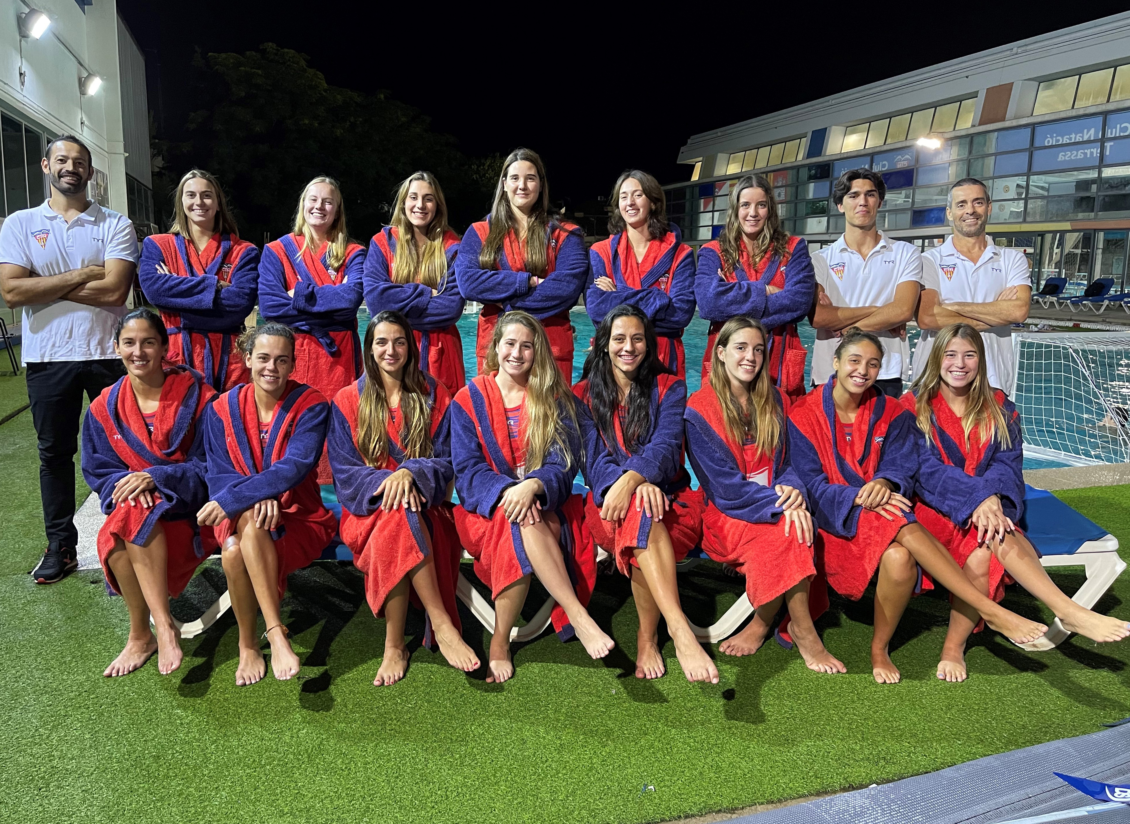 El CN Terrassa debuta a la lliga femenina de waterpolo