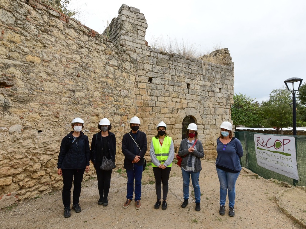 Restauren la muralla del Monestir de Sant Cugat