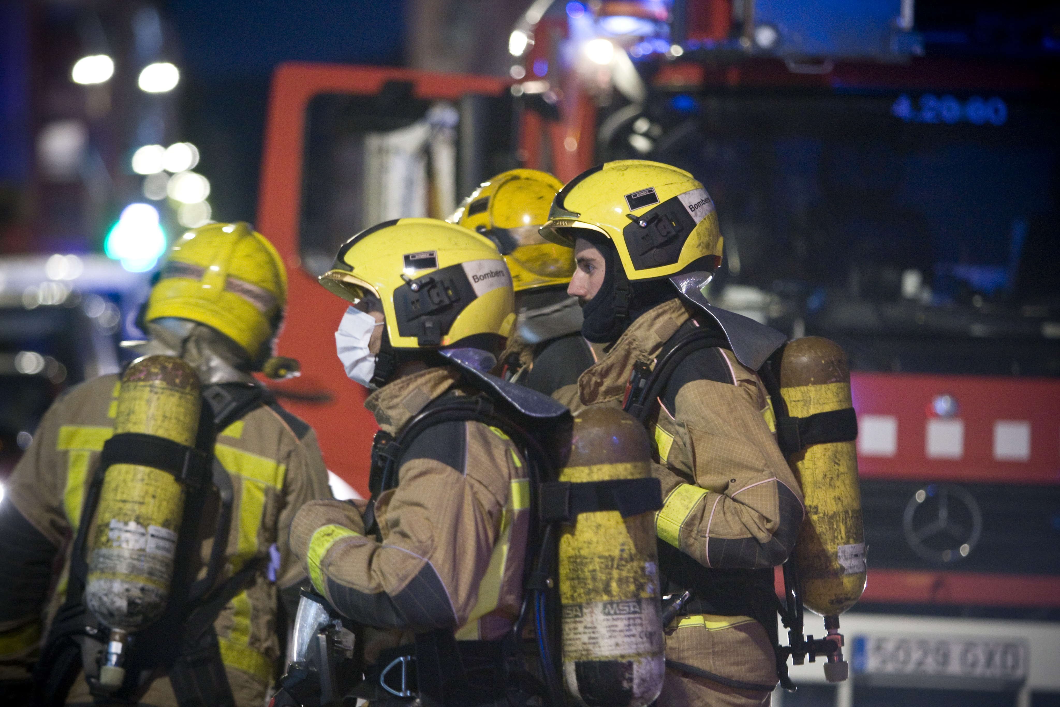 Dona intoxicada en un incendi