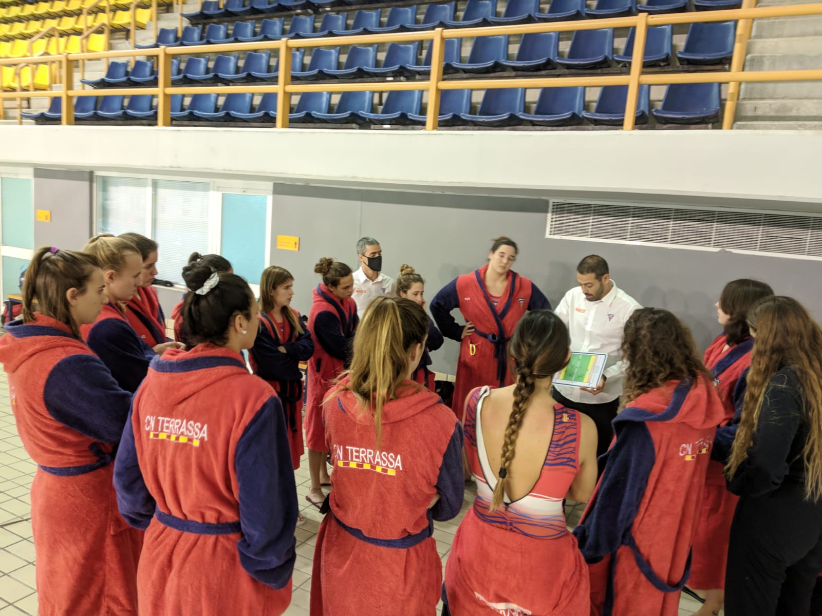 Gran estrena europea del CN Terrassa femení