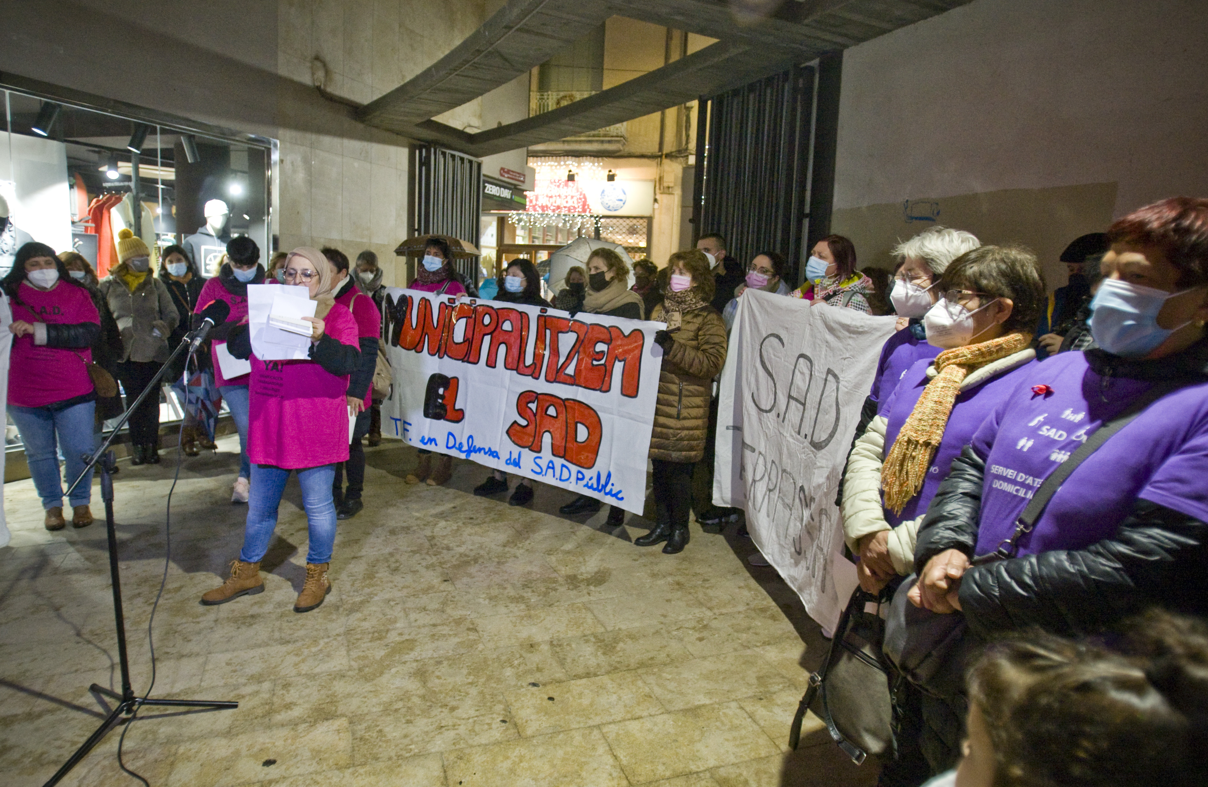 Campanya per municipalitzar l'atenció domiciliària