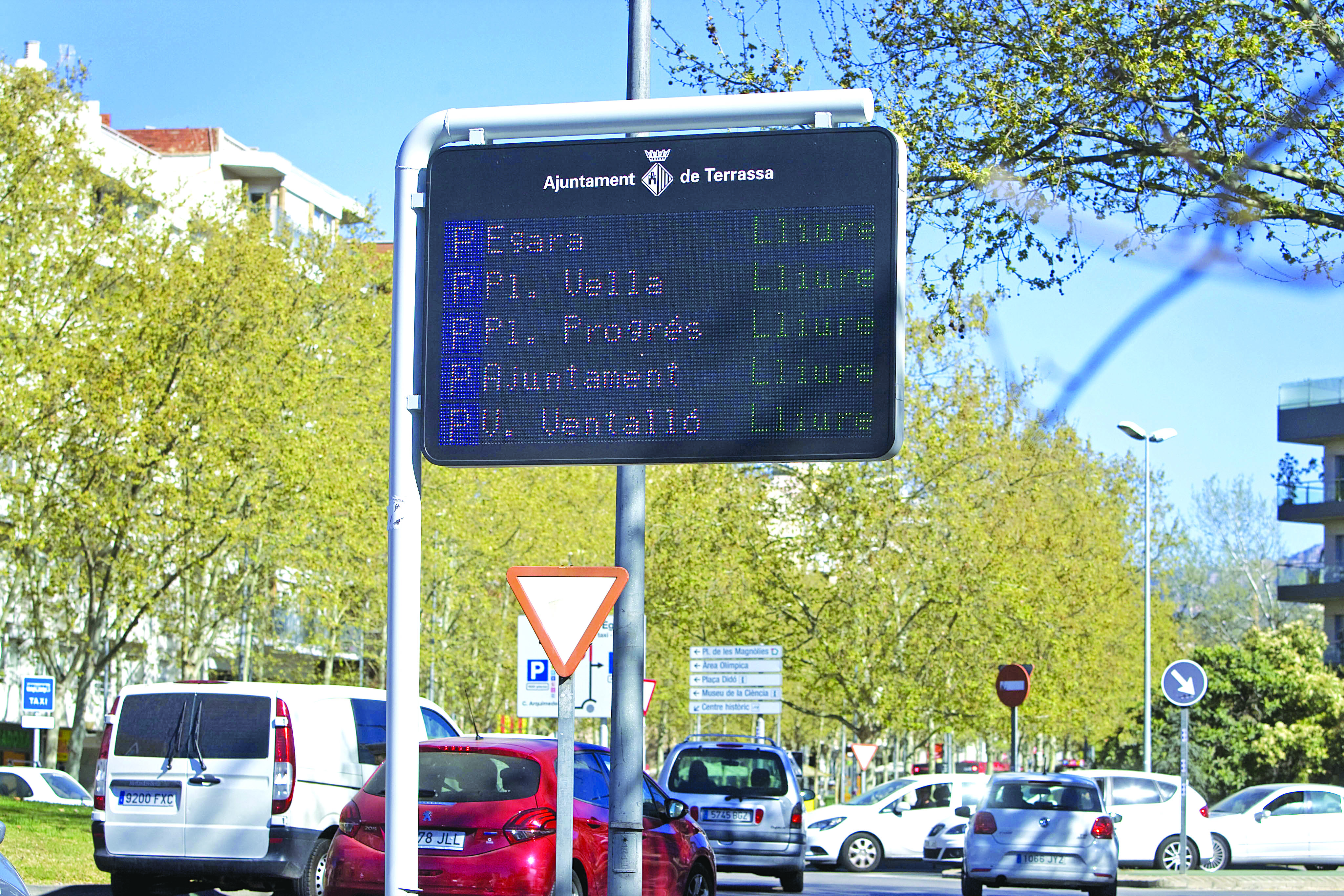 Els  preus dels pàrquings pugen l’IPC i el taxi un 2,8%
