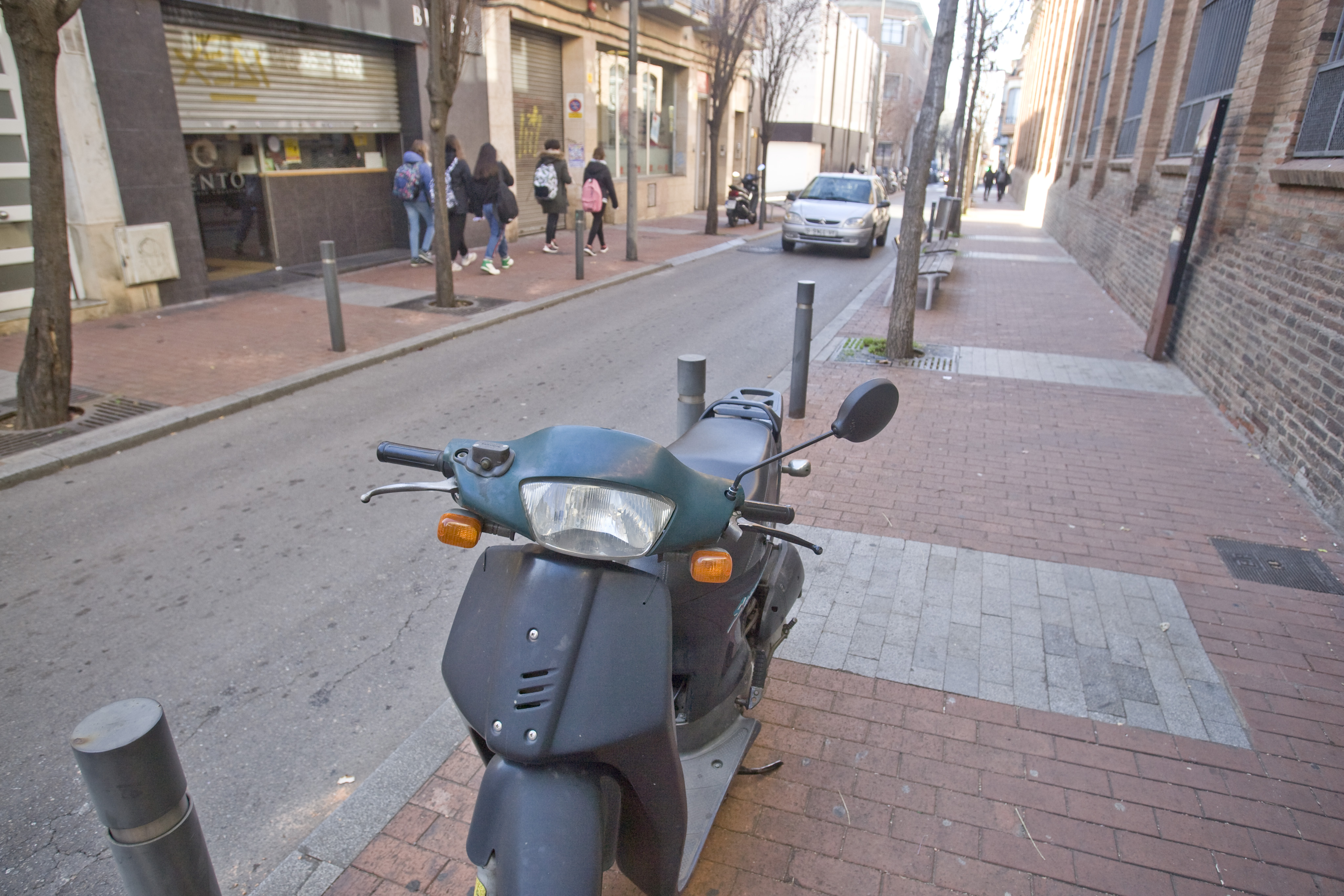 S'amplia la moratòria de les motos a les voreres de Terrassa