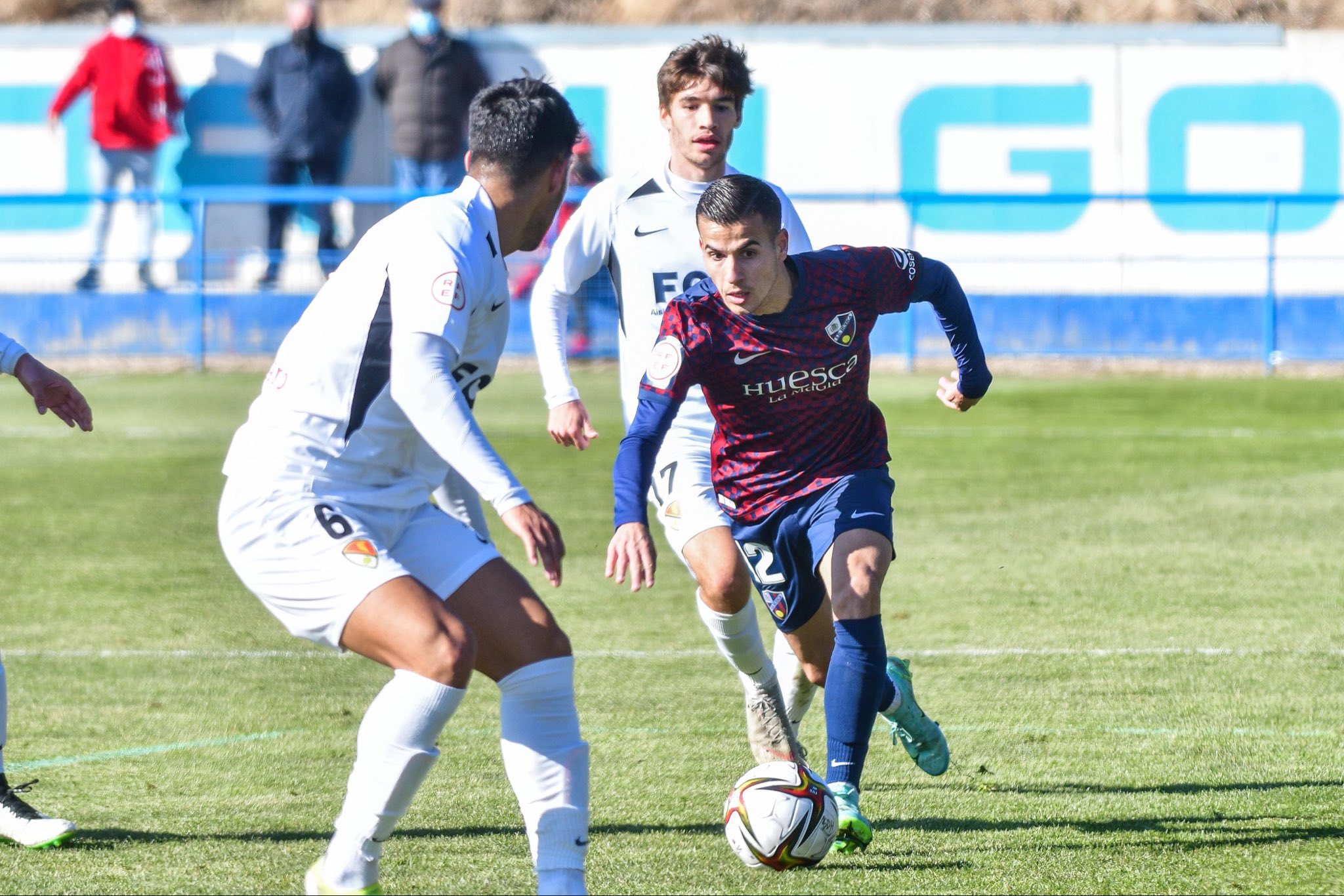 Un Terrassa FC amb dues cares perd a Osca