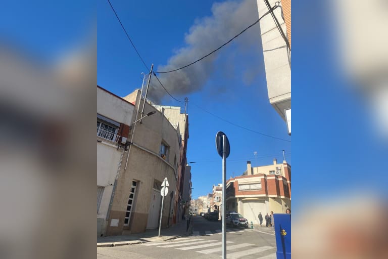 Cremat i intoxicat en un incendi a Terrassa