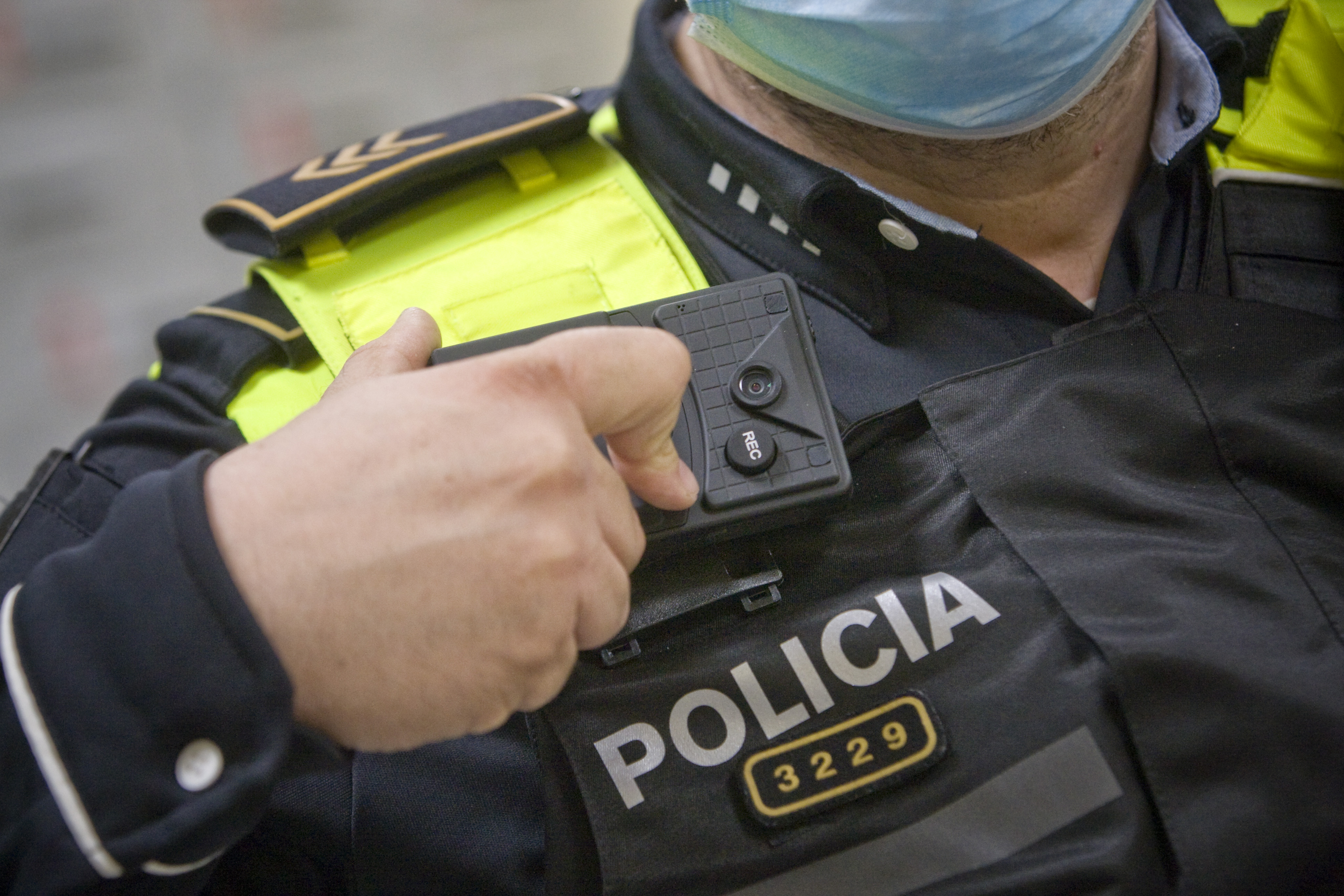 Carnisseria precintada a Ca n'Anglada de Terrassa - 