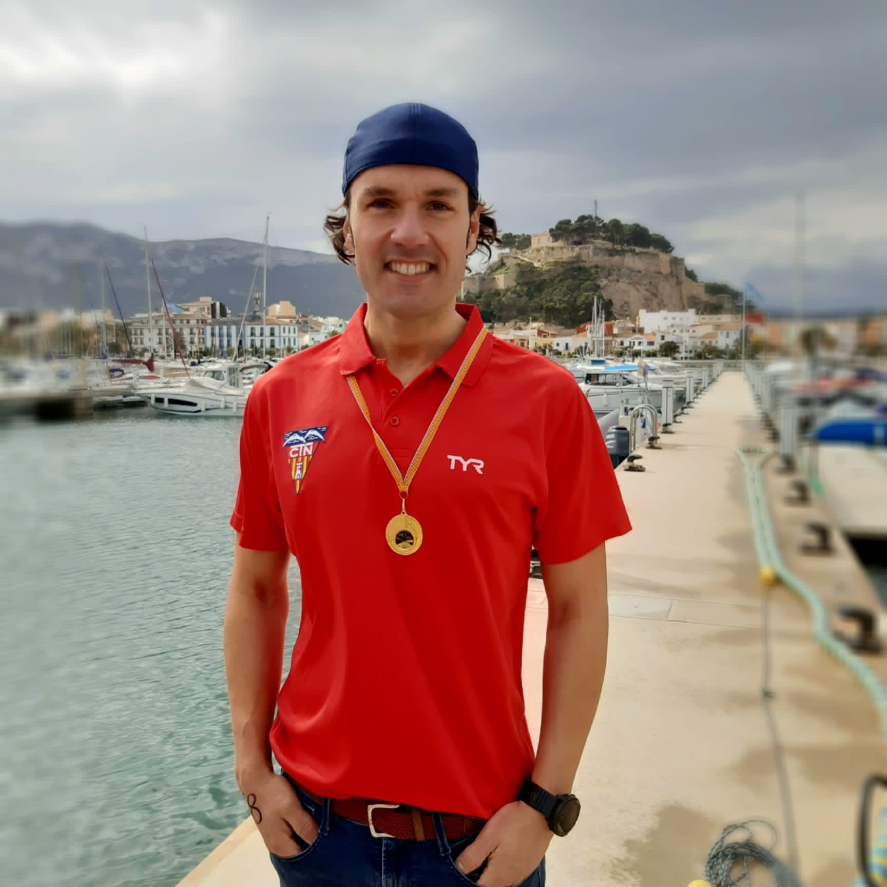 Mario Guillén s’adjudica la Travessia al Port de Dénia en la categoria +40