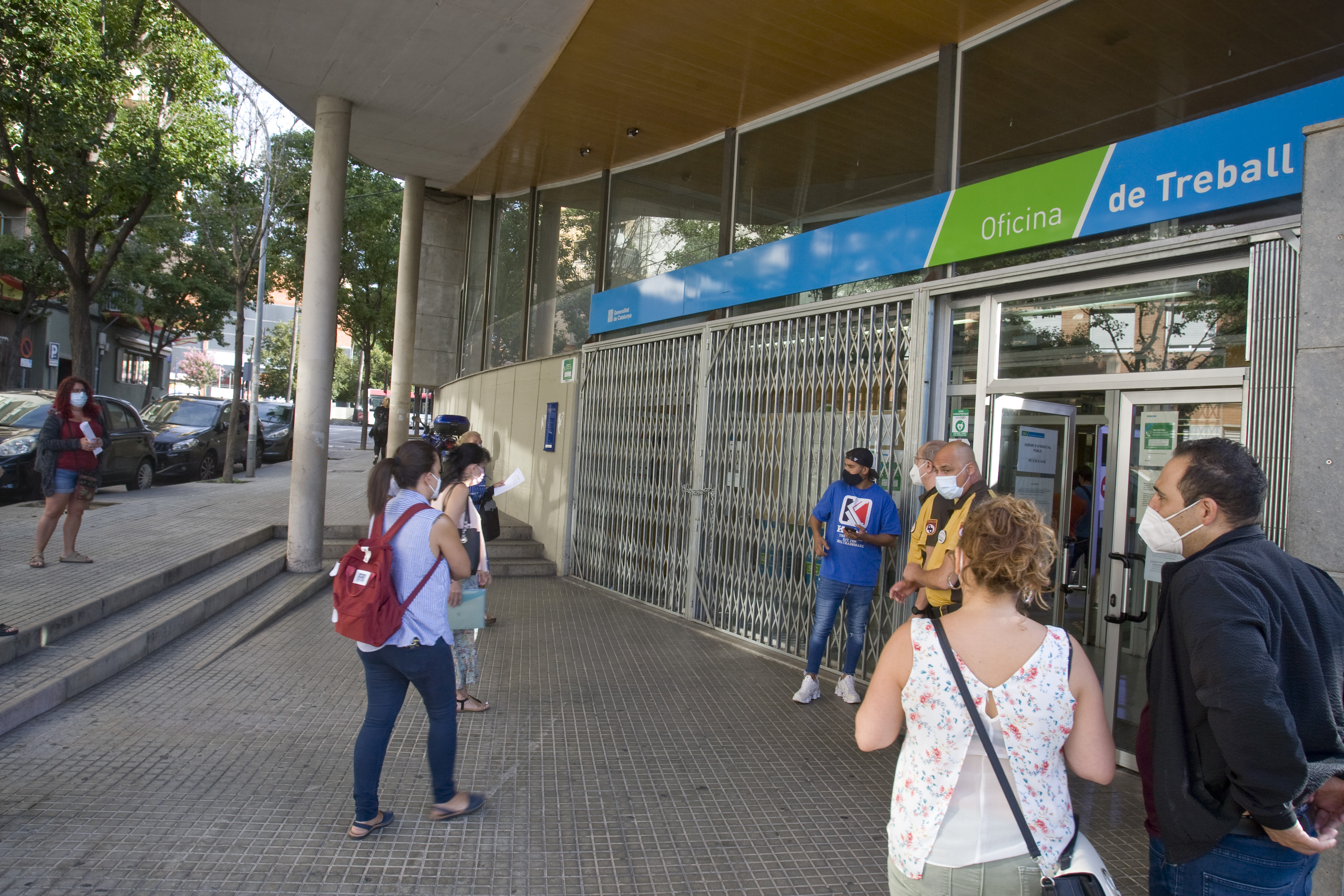 Les dones encapçalen l’atur de llarga durada al Vallès Occidental