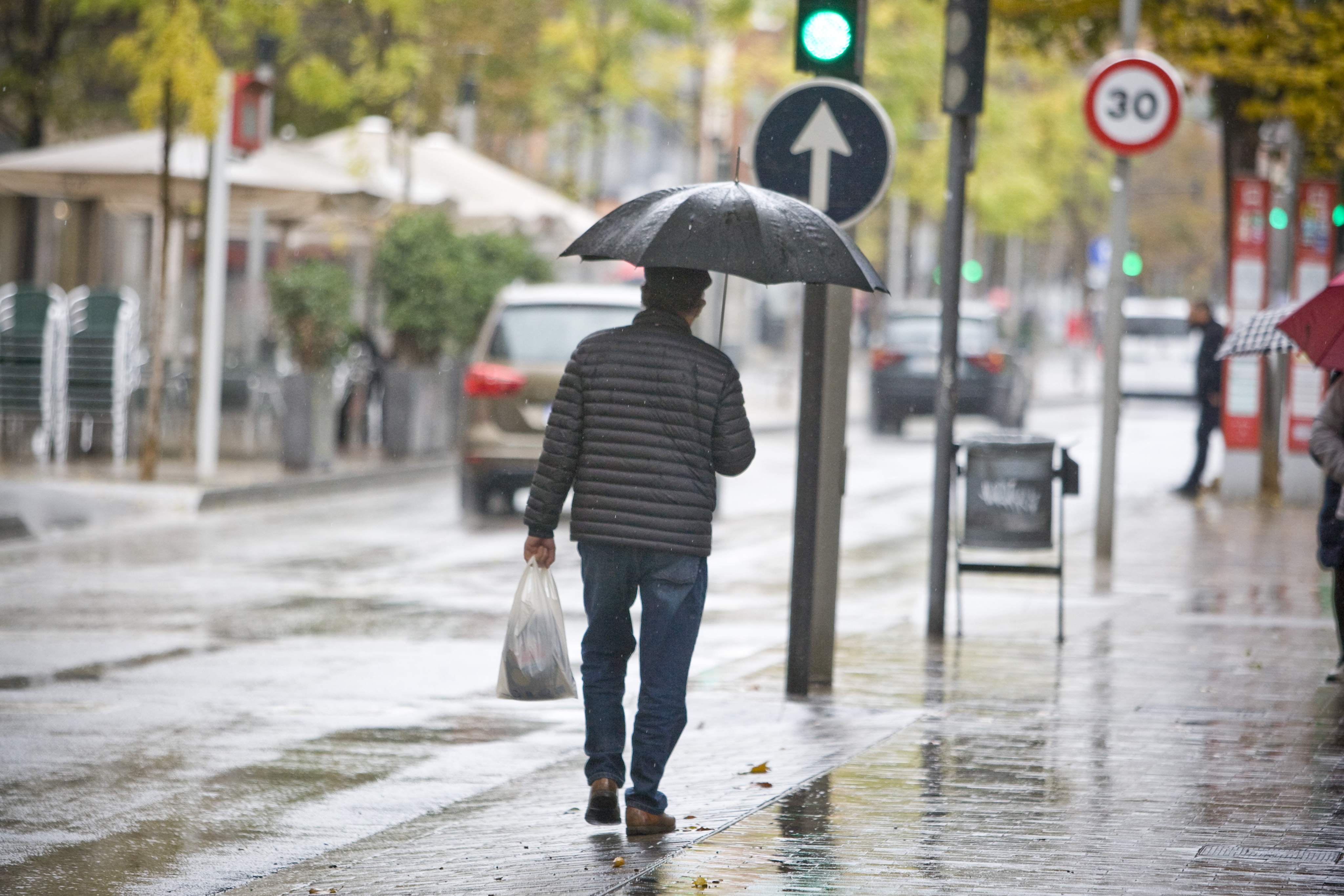 Núvols, pluja i vent