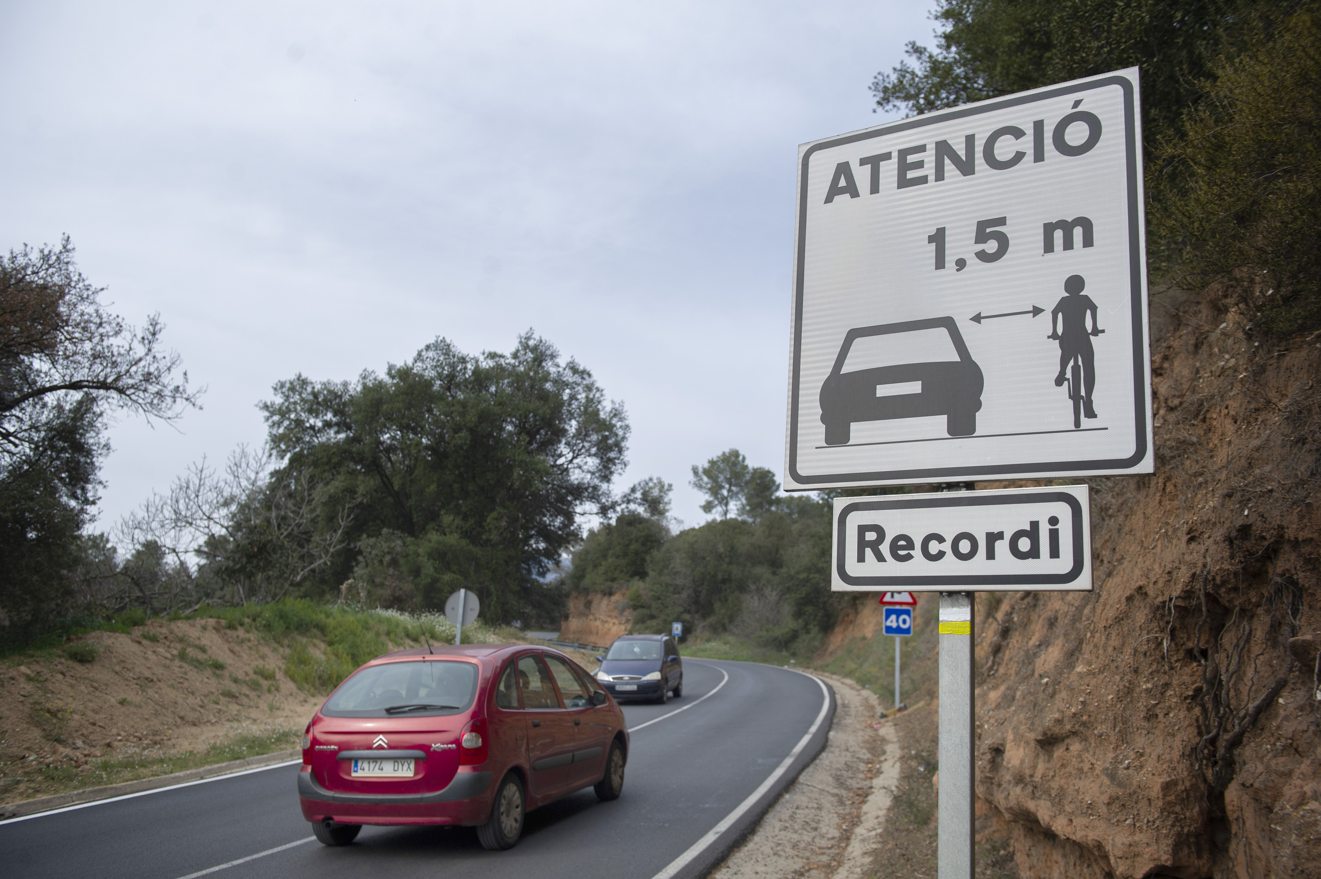Una multitud de ciclistes tallarà la carretera de Castellar a Terrassa