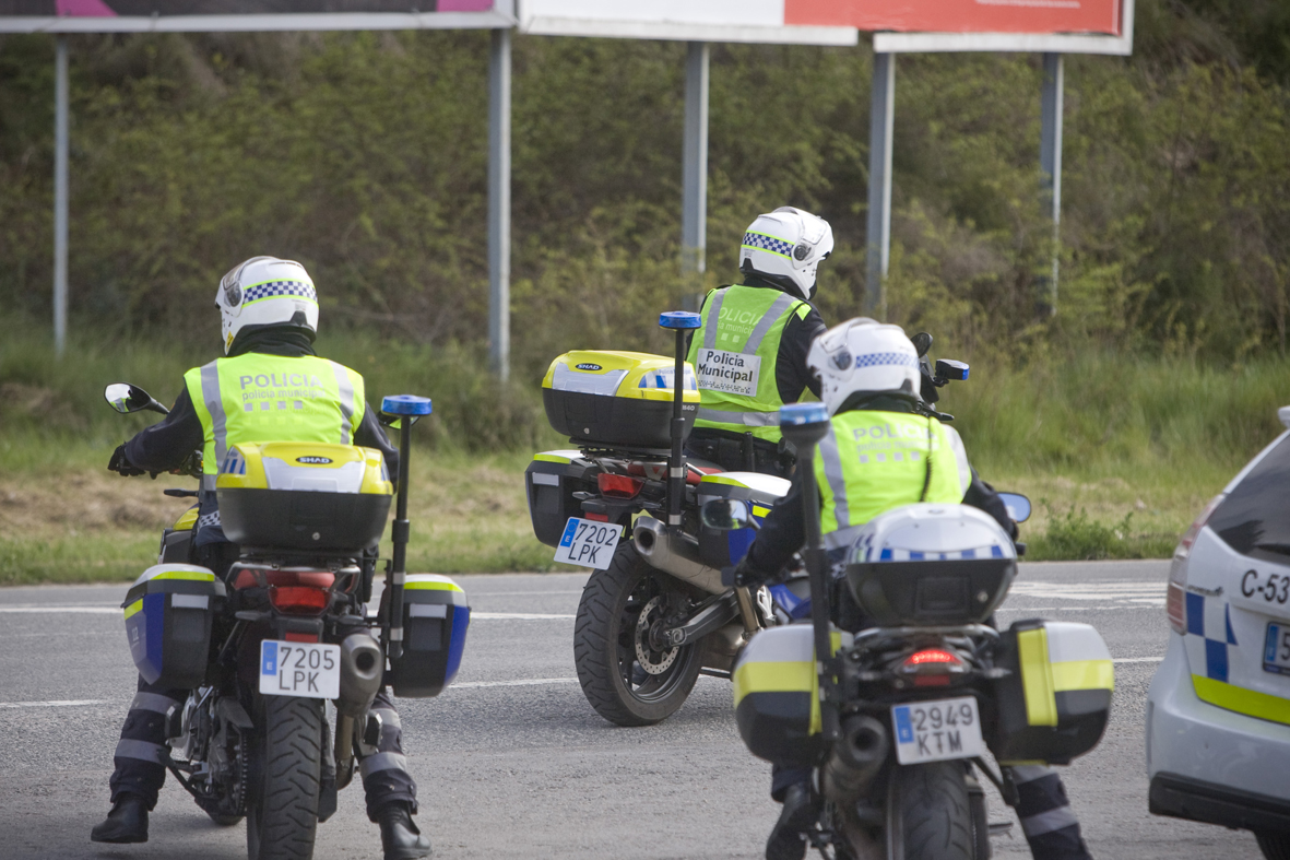 Detingut a Terrassa: fugit, ebri, sense carnet i sense assegurança