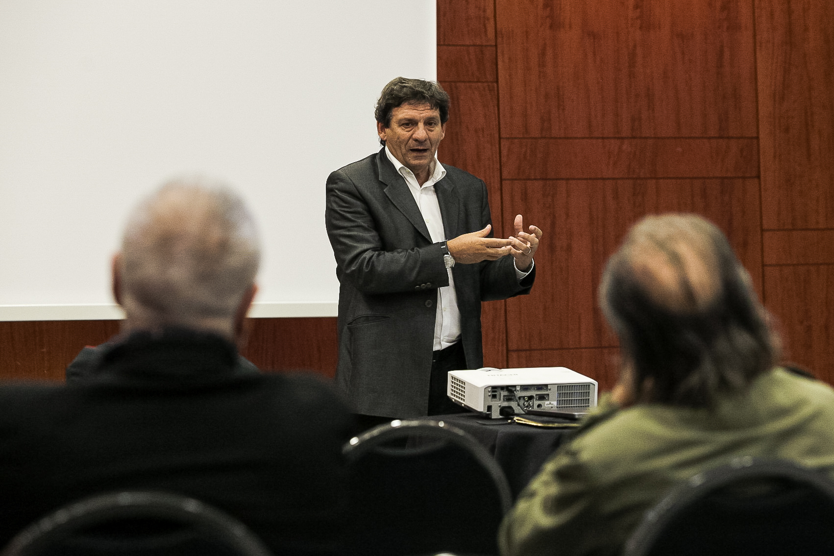 Isern proposa un canvi profund a la Federació Catalana