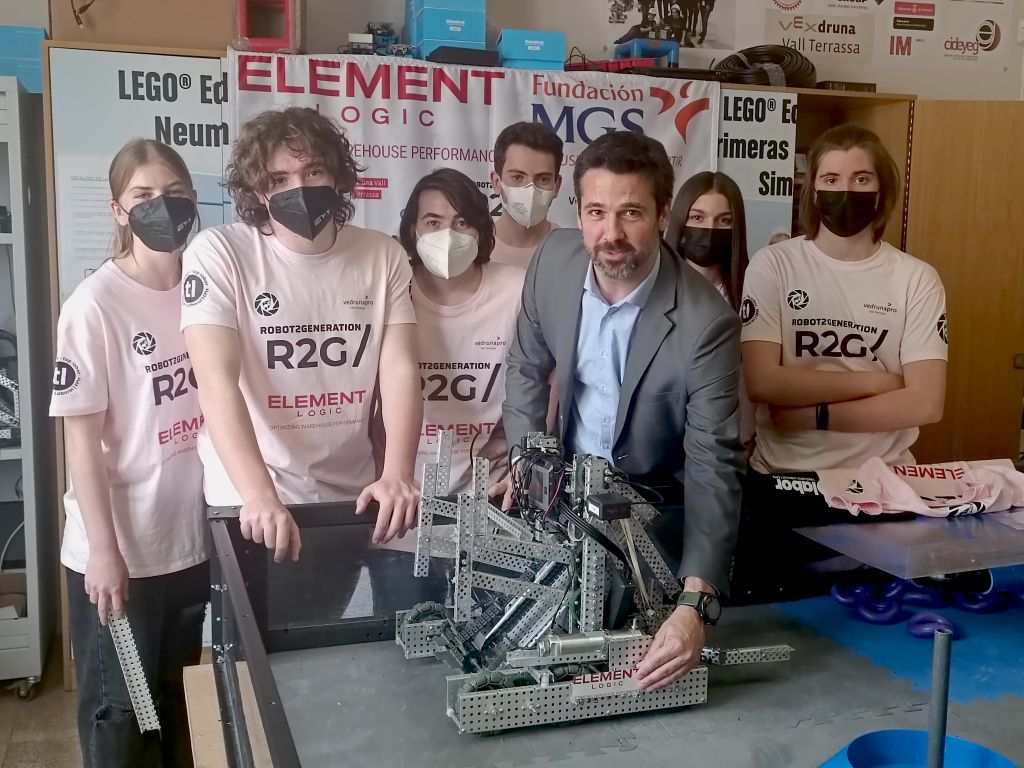Vedruna Vall, en la final internacional de Vex Robotics