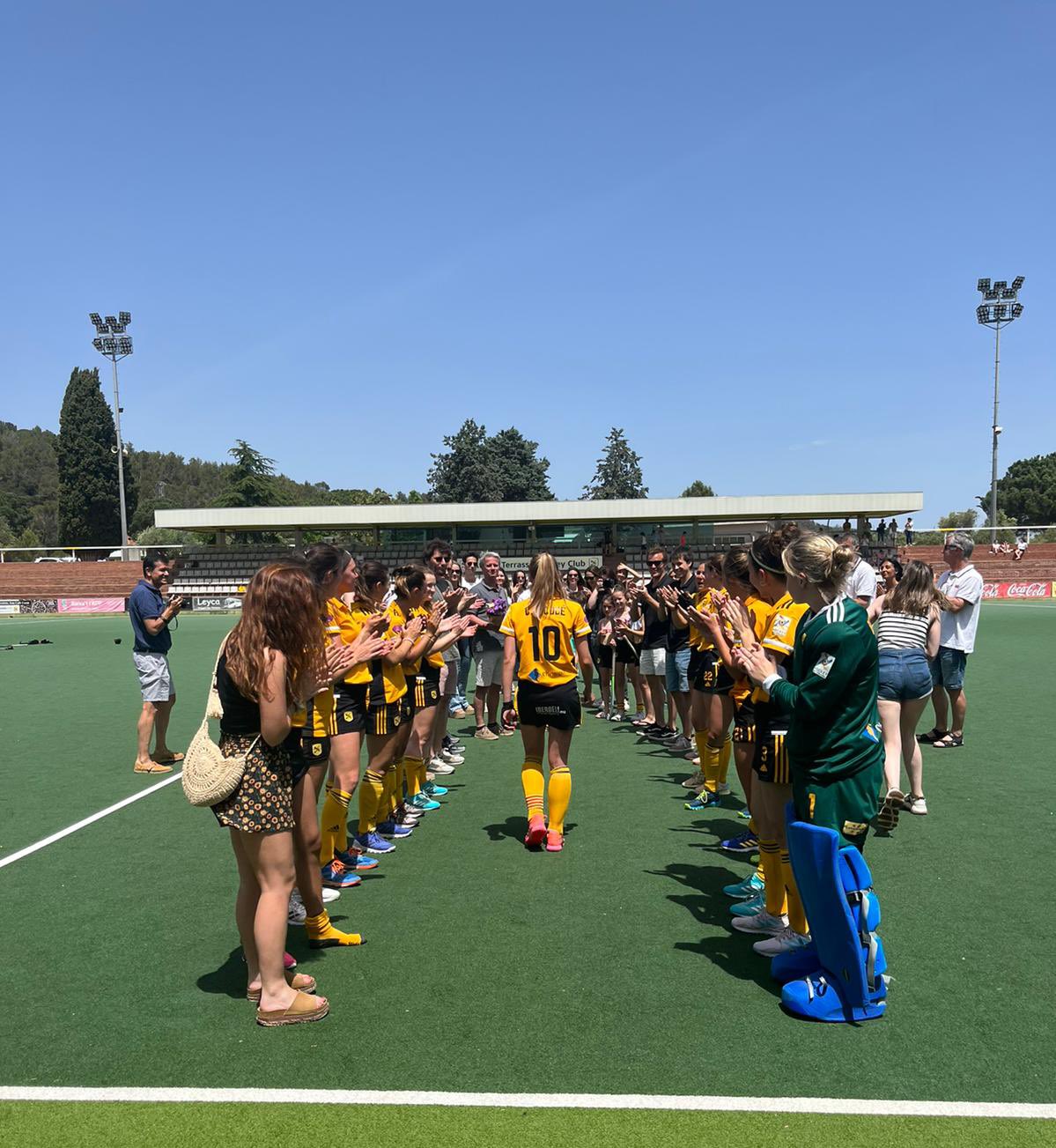 La capitana de l'Atlètic Cristina Escudé deixa el hockey