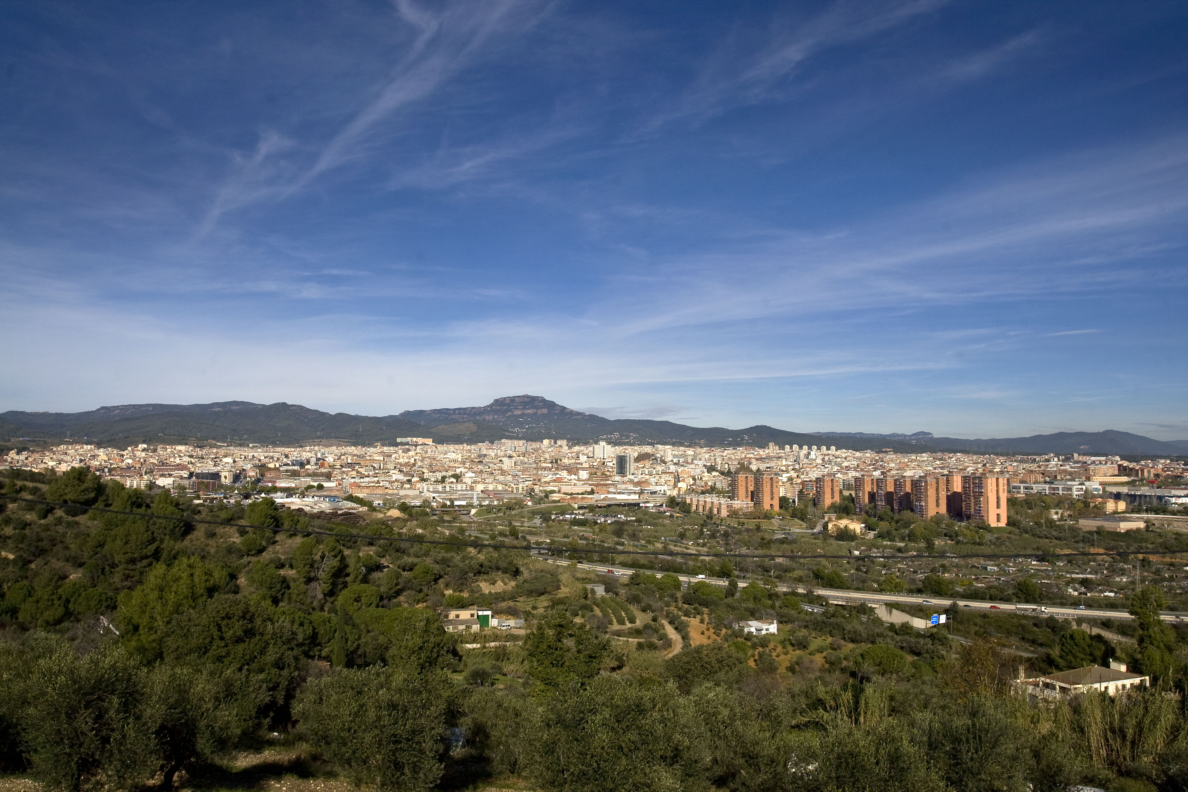 Sol i núvols prims