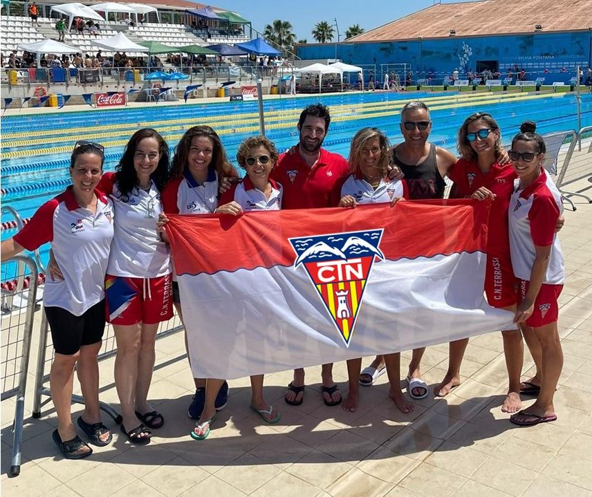 El CN Terrassa suma 24 medalles en el Català Màster