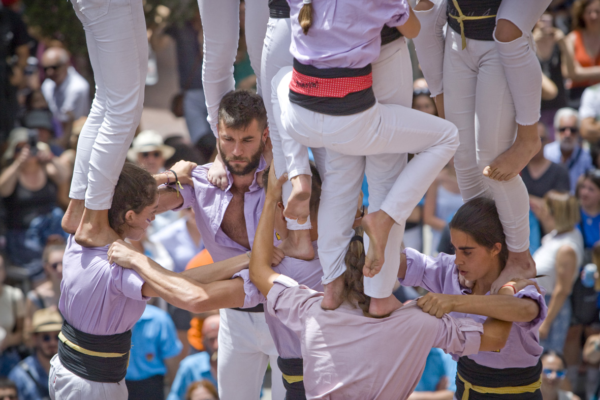 Minyons es planteja la tripleta màgica a les Santes