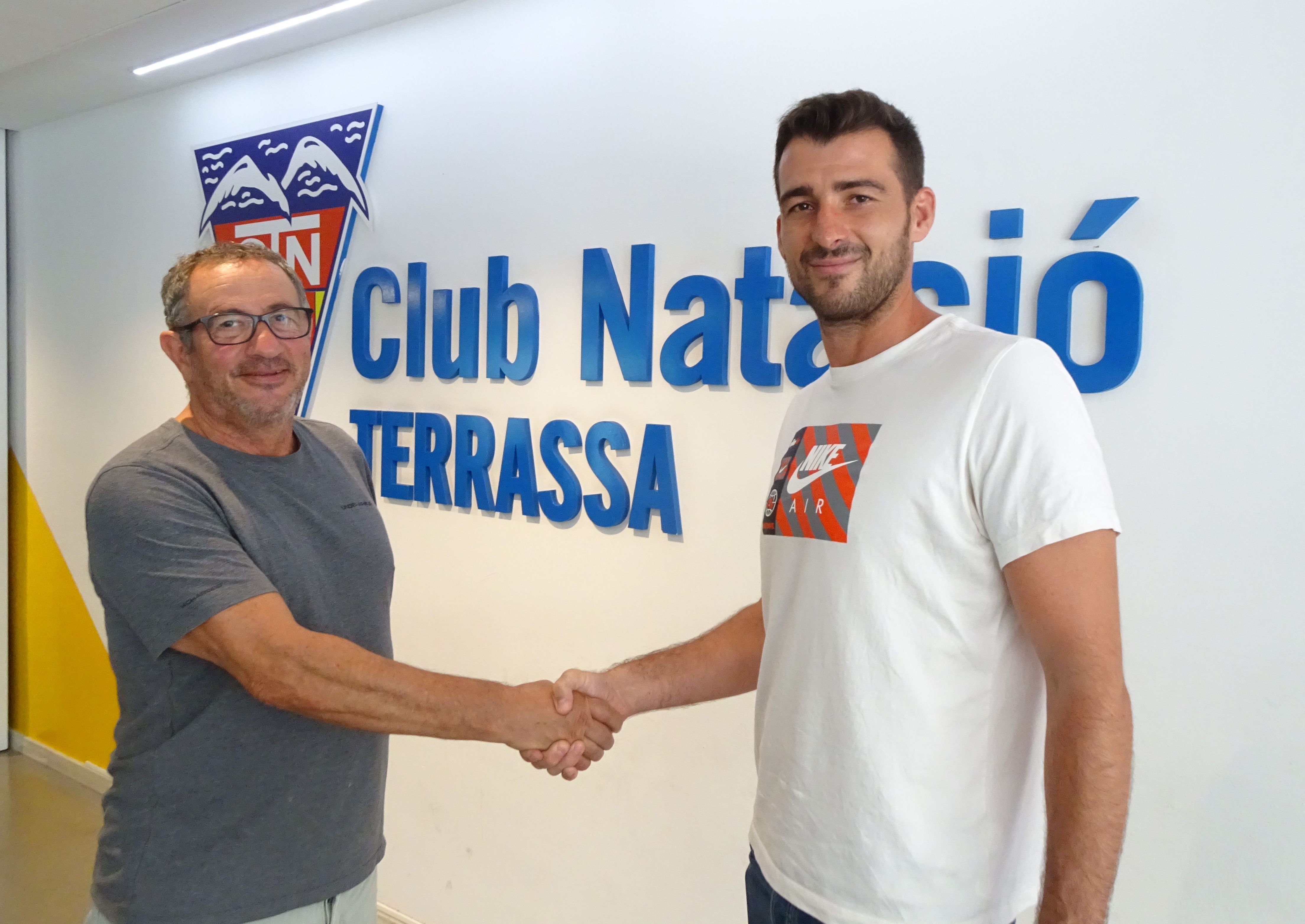 Fran Sánchez renova amb el CN Terrassa