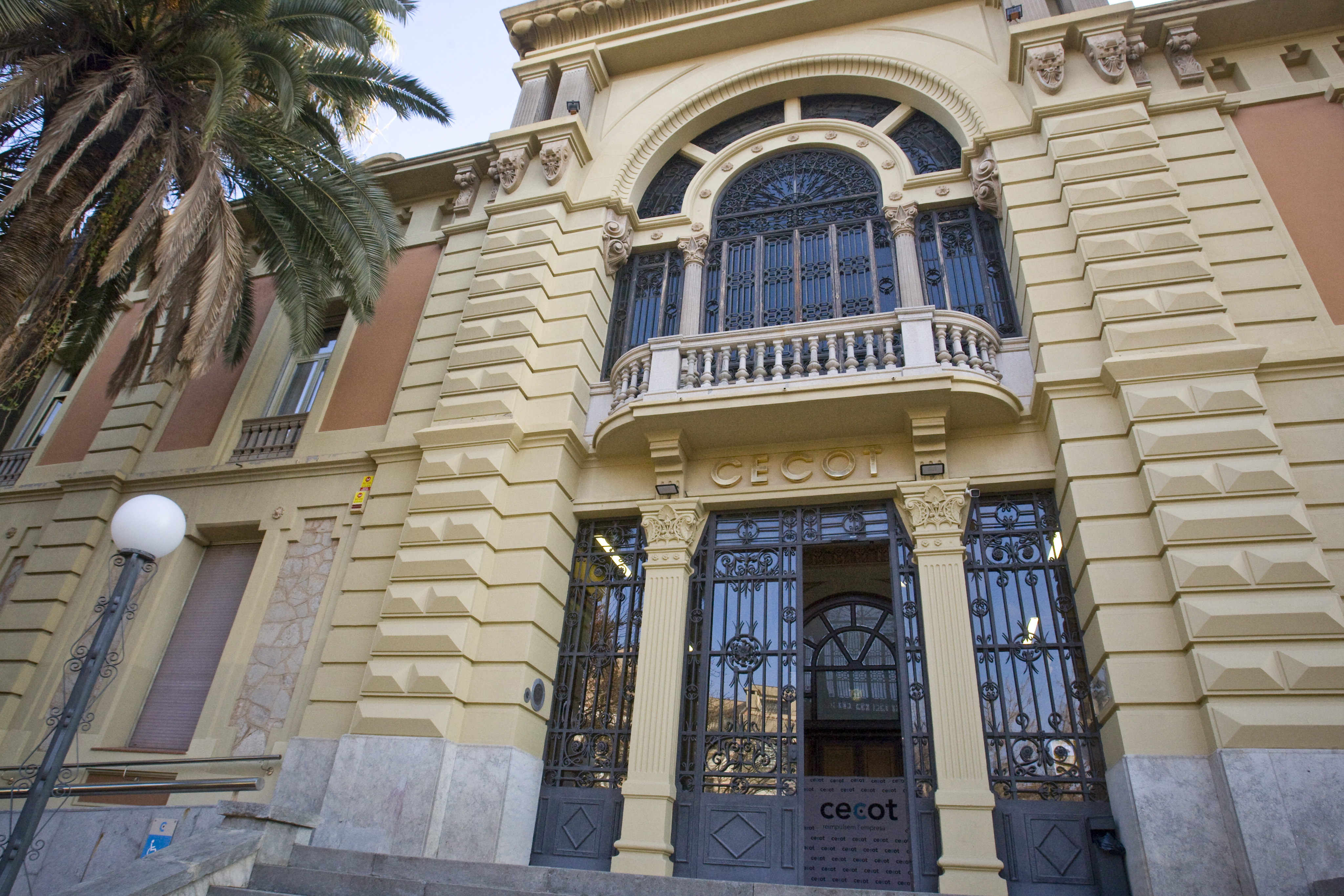 La Cecot demana més ajudes a les empreses i impulsar la formació