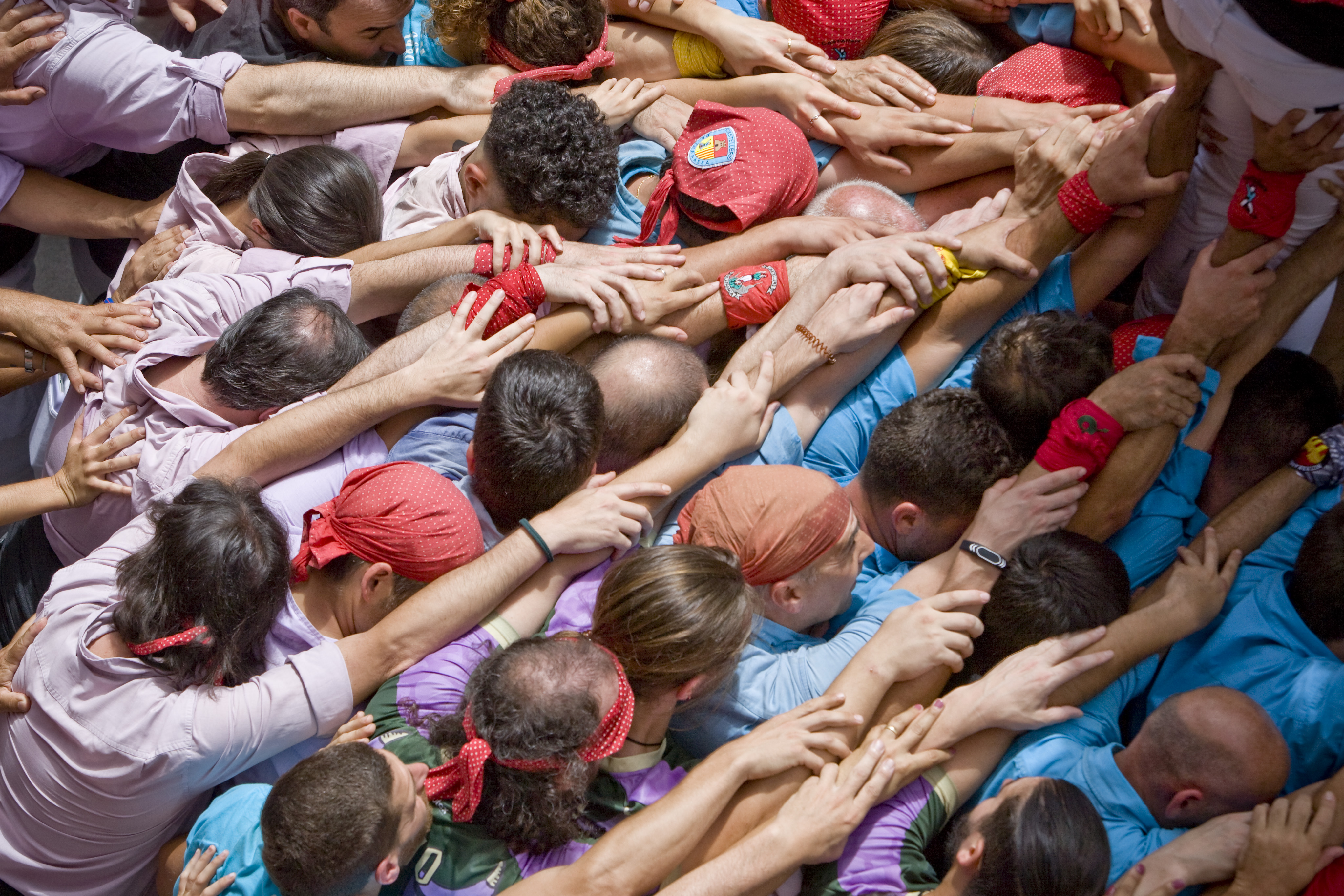Minyons i Castellers actuen fora de casa