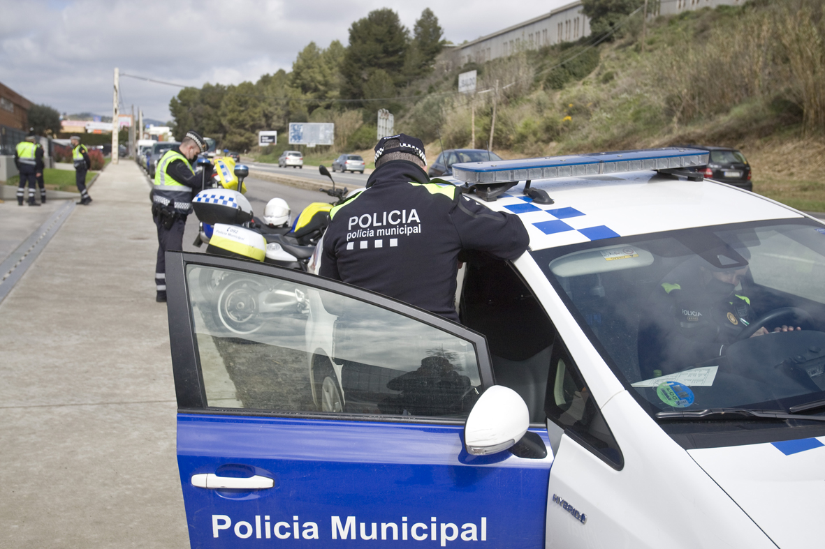 Un ciclomotor modificat i perillós a Terrassa