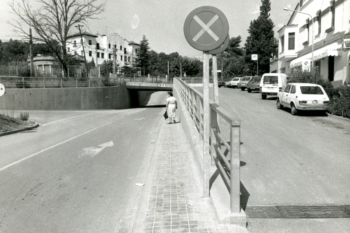 Tot en ordre, el tren per dalt i la resta per baix