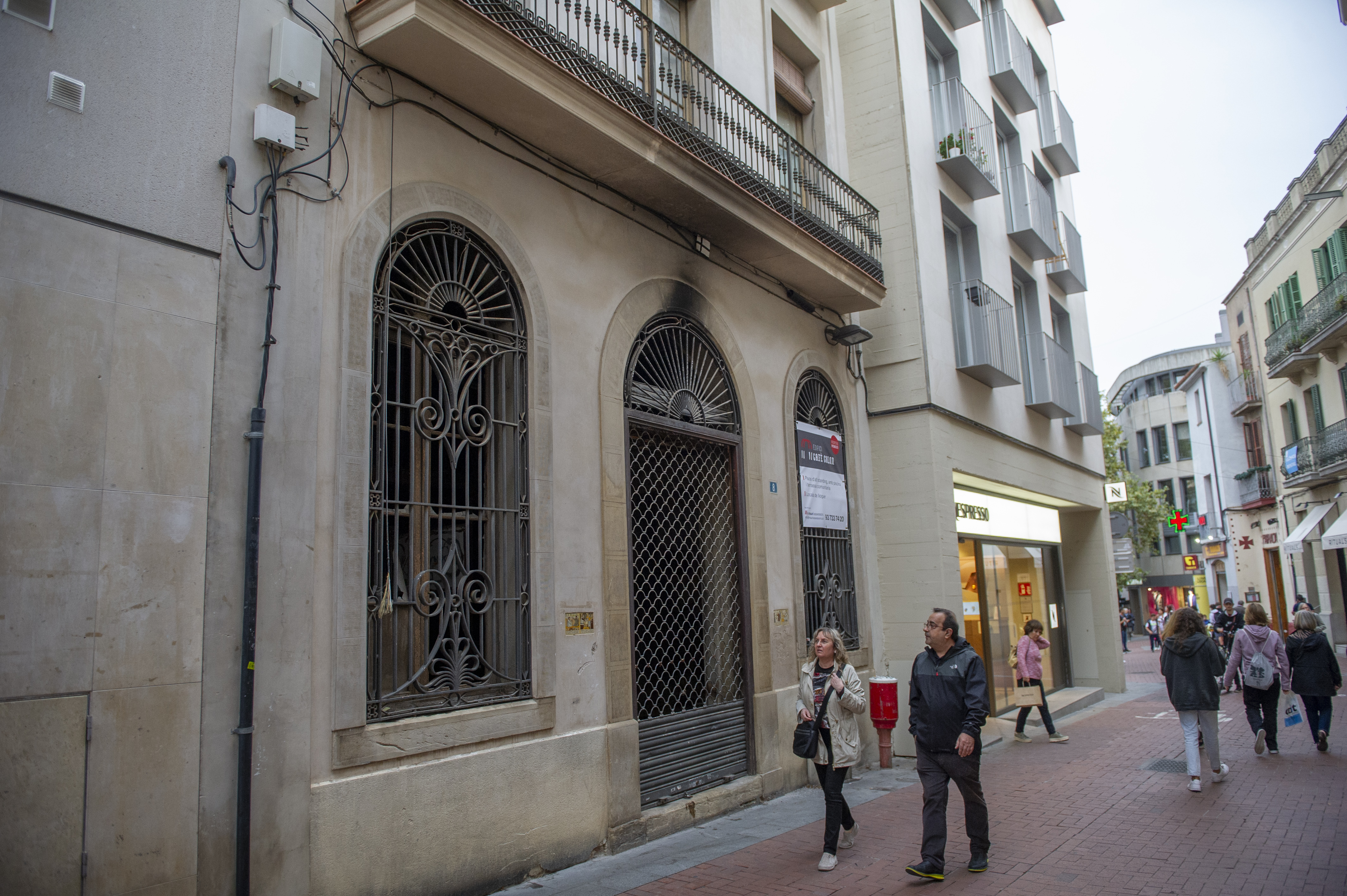 Uns promotors de Barcelona projecten pisos de luxe a la Plaça Vella
