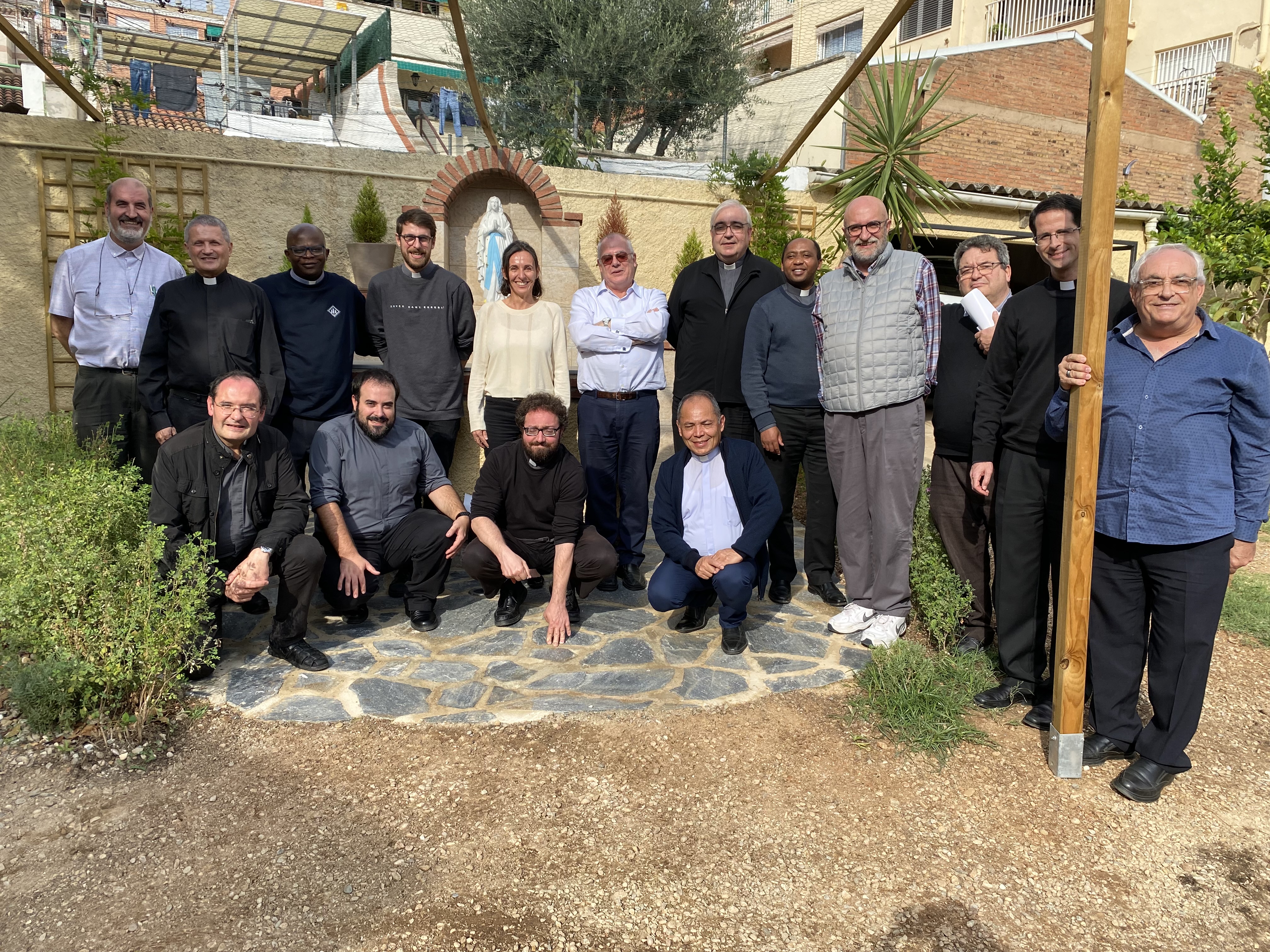 La directora de Càritas visita Terrassa