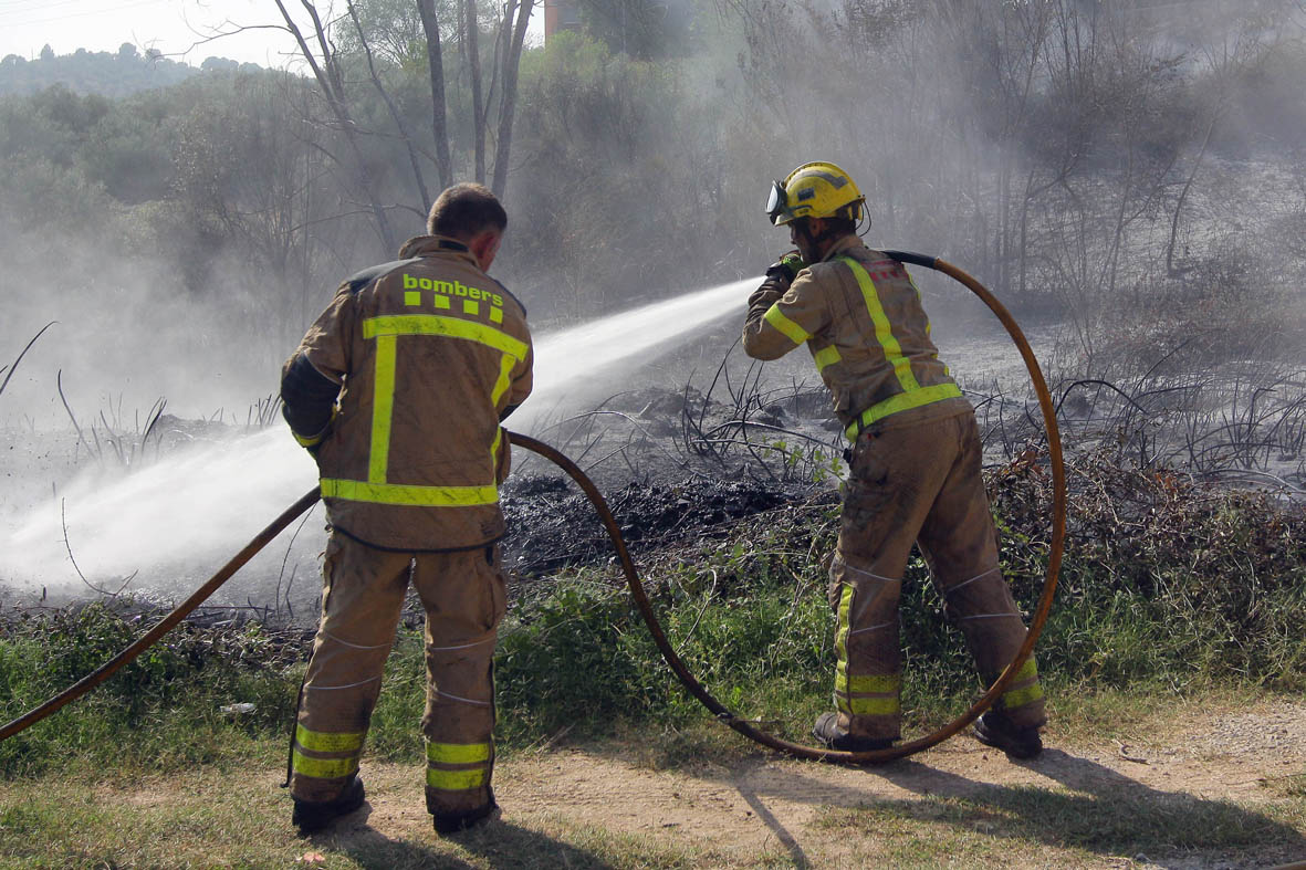 Dos incendis en menys de 24 hores a Can Boada de Terrassa