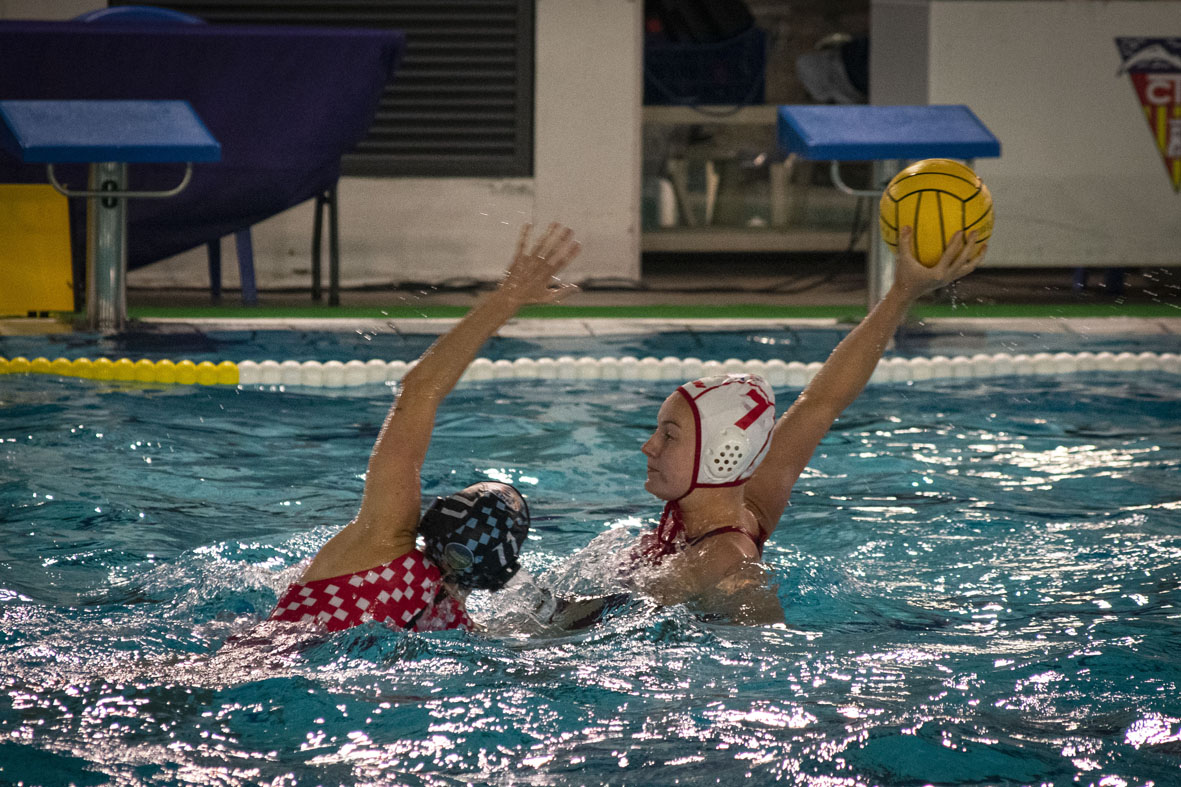 Doble jornada pel CN Terrassa femení amb derbi comarcal