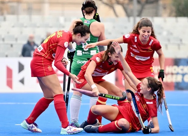 Espanya debuta amb victòria a la Nations Cup