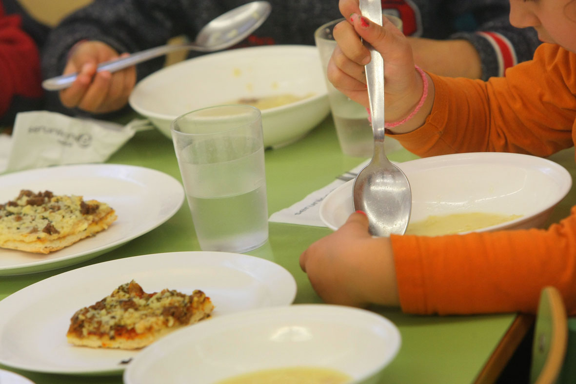 L’Ajuntament i el Gremi d’Hostaleria oferiran àpats a persones sense llar