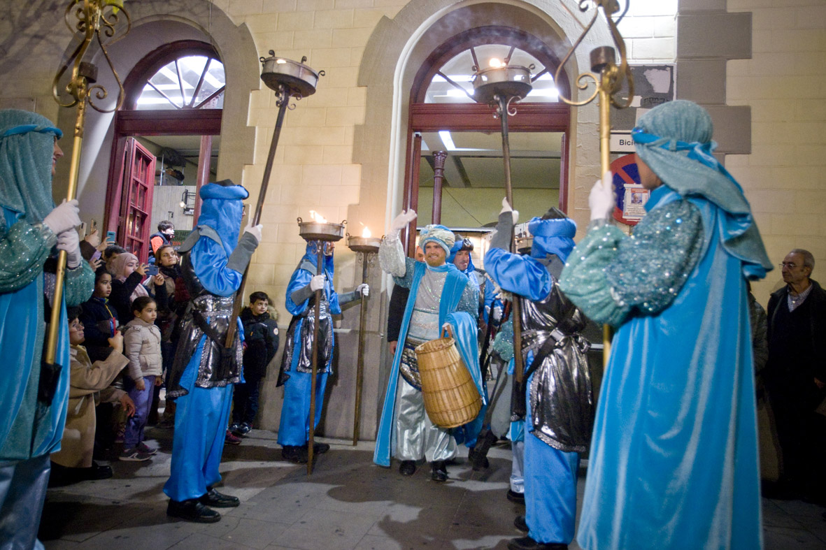 FOTOS | El patge Xiu-Xiu arriba a Terrassa