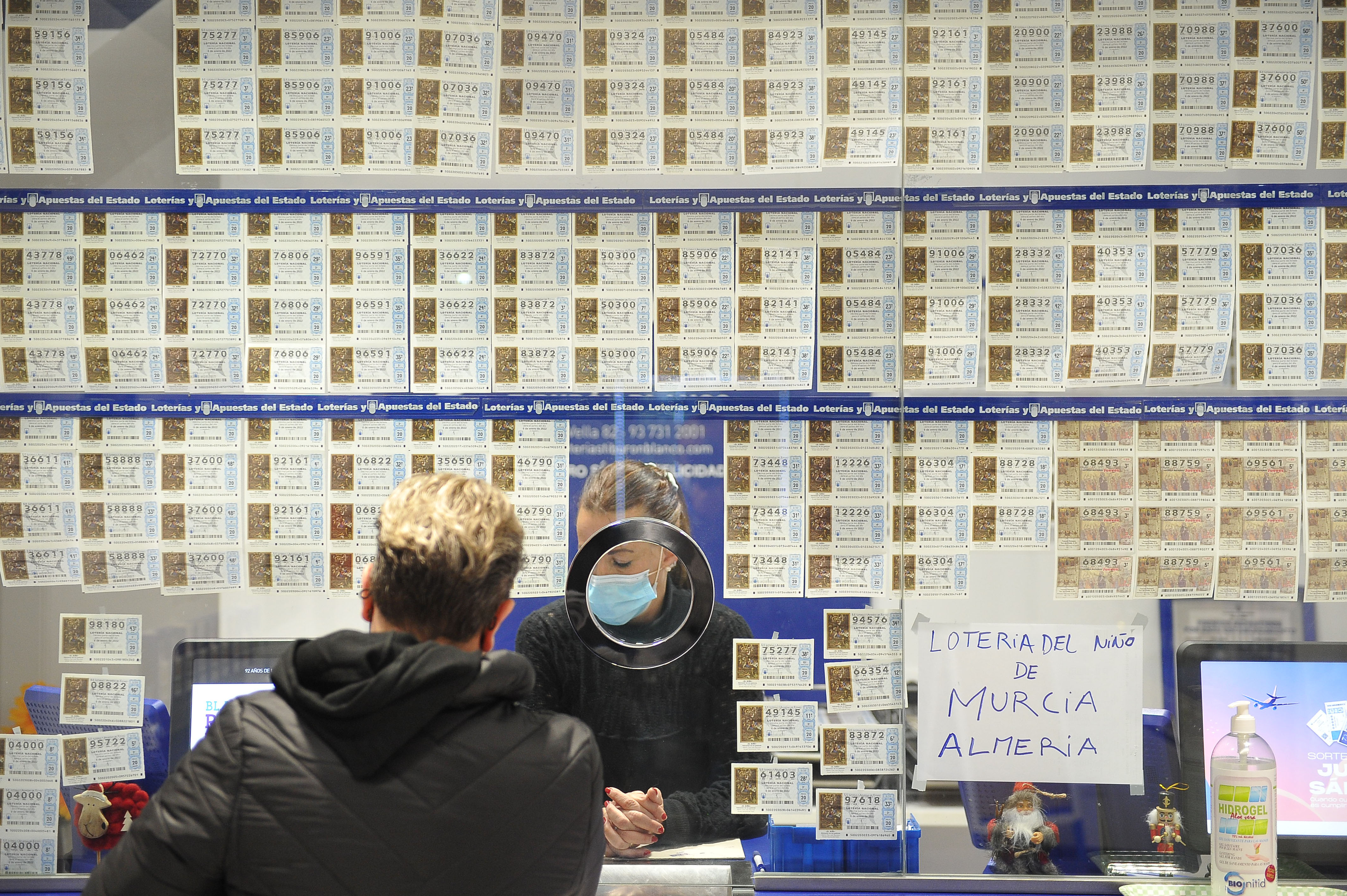 Terrassa ha posat a la venda 2,8 milions d'euros per a la Loteria del Nen
