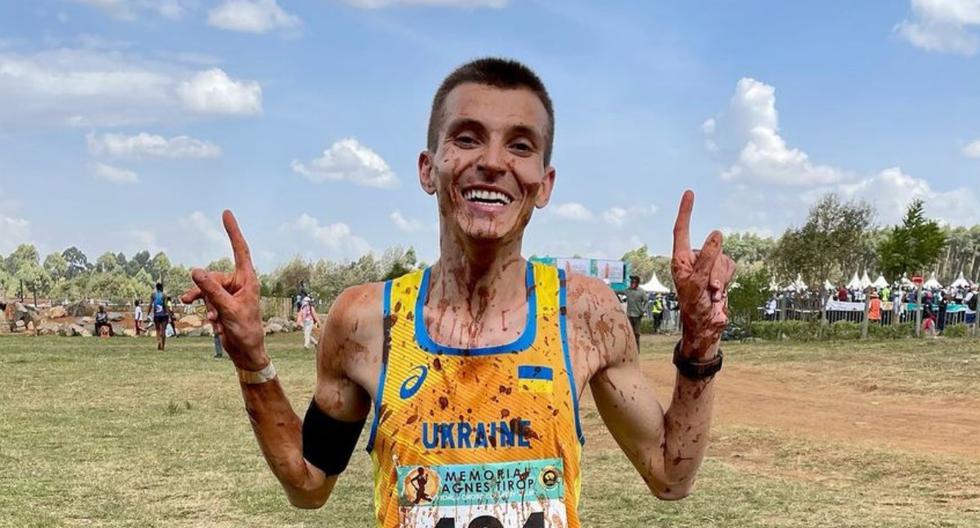 Cartell internacional de luxe a la Mitja Marató - 
