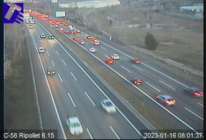 Trànsit dens a les carreteres del Vallès Occidental
