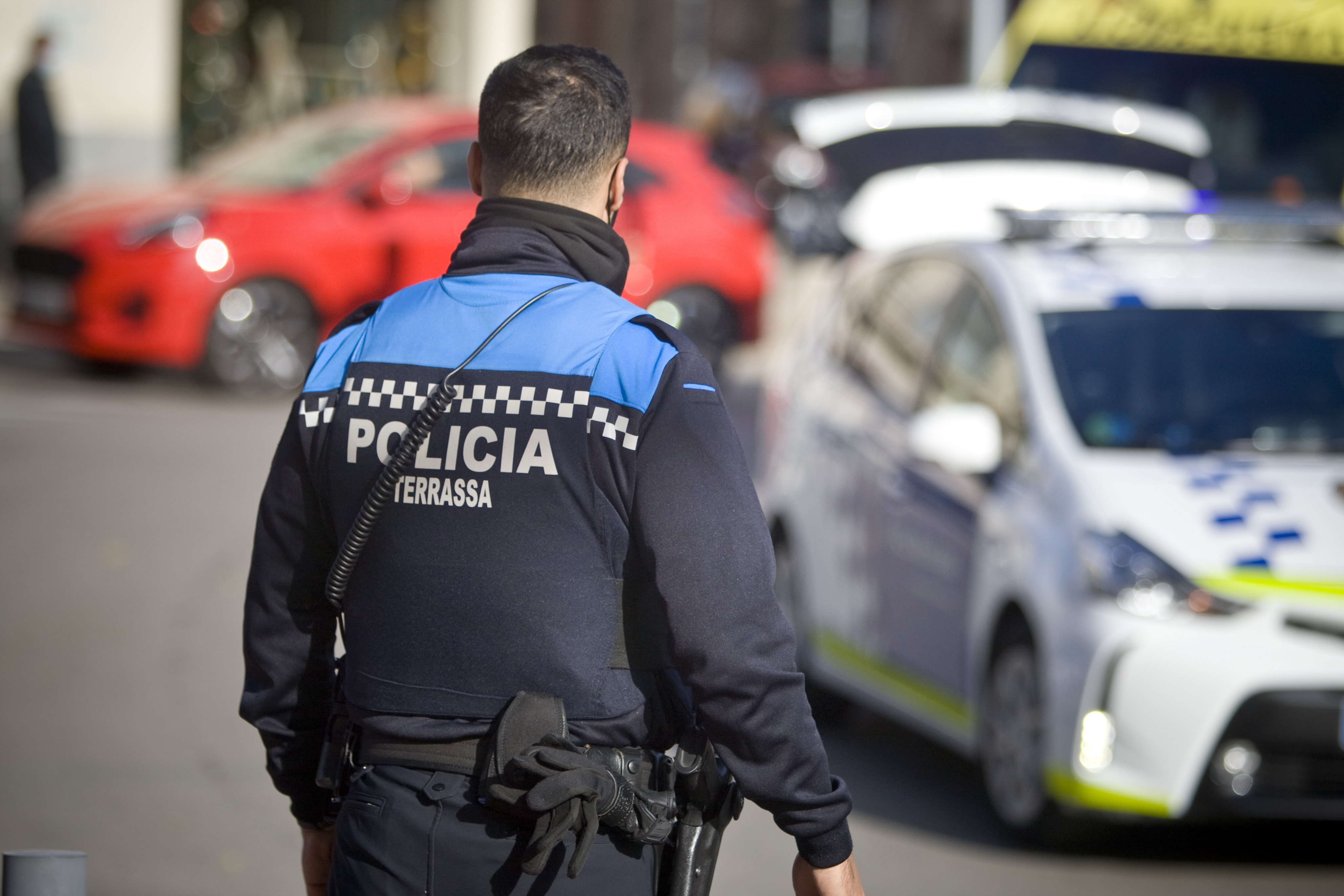 Dona positiu en drogues quan conduïa un vehicle a Terrassa