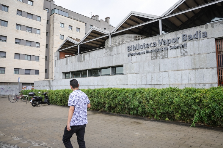 La Biblioteca Vapor Badia reobre aquest estiu