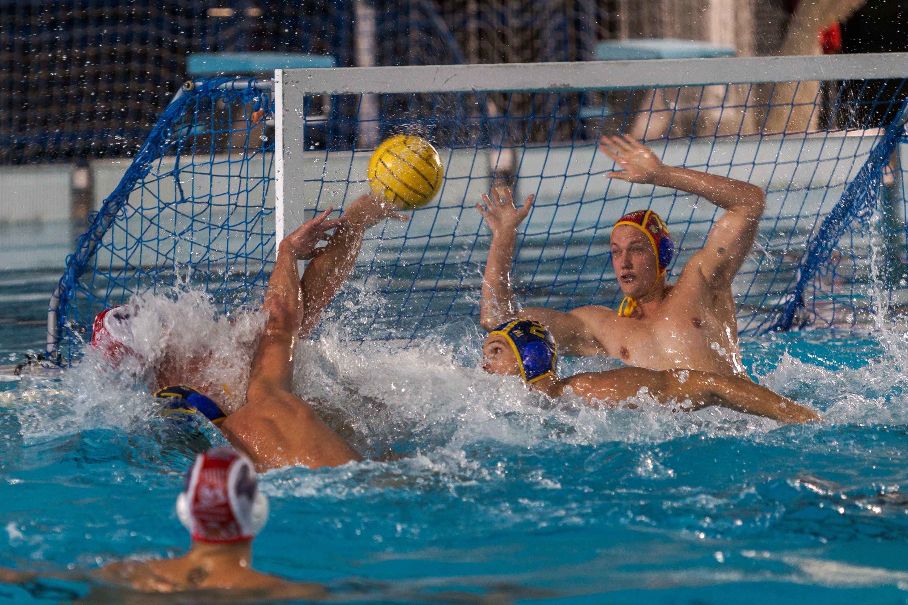 Una copa enverinada per al CN Terrassa de waterpolo