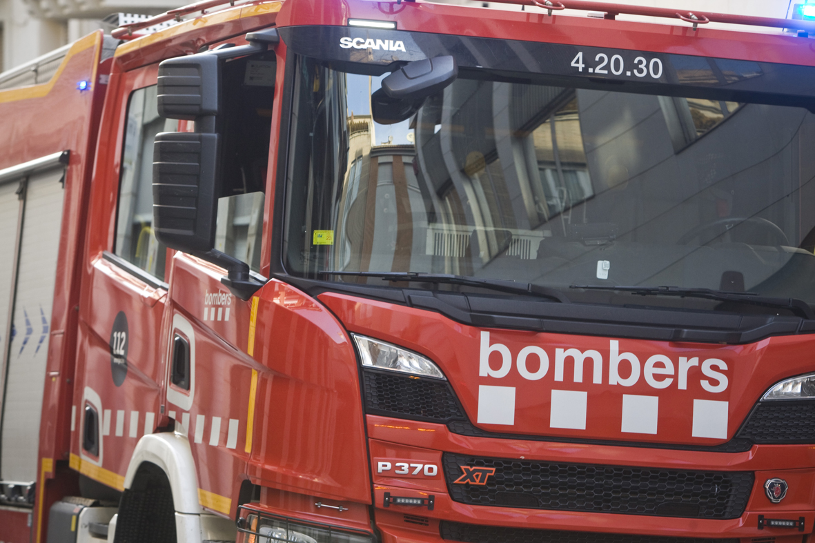 Alerta per l'incendi d'un transformador a Terrassa