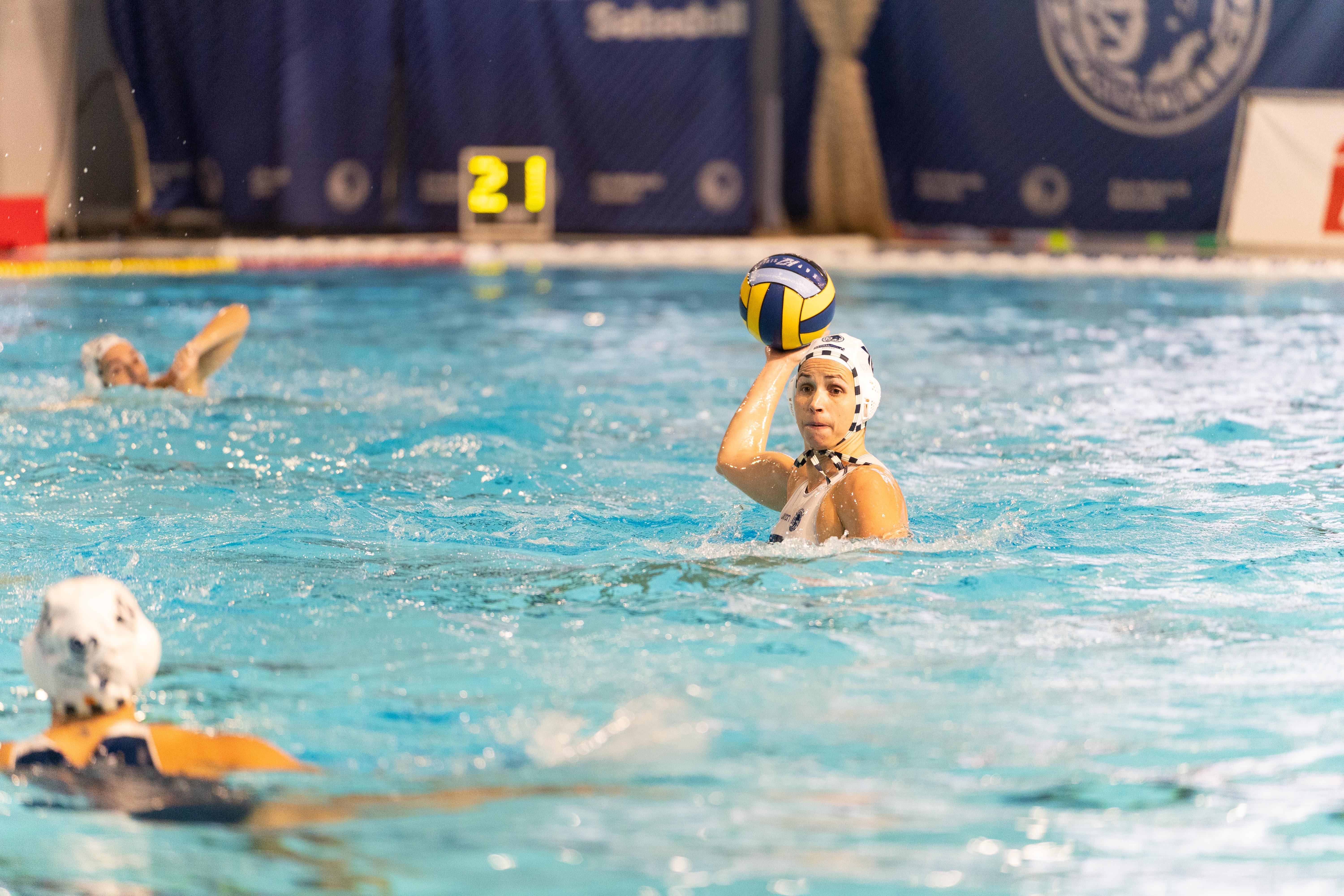 L'Astralpool guanya amb solvència el Mataró