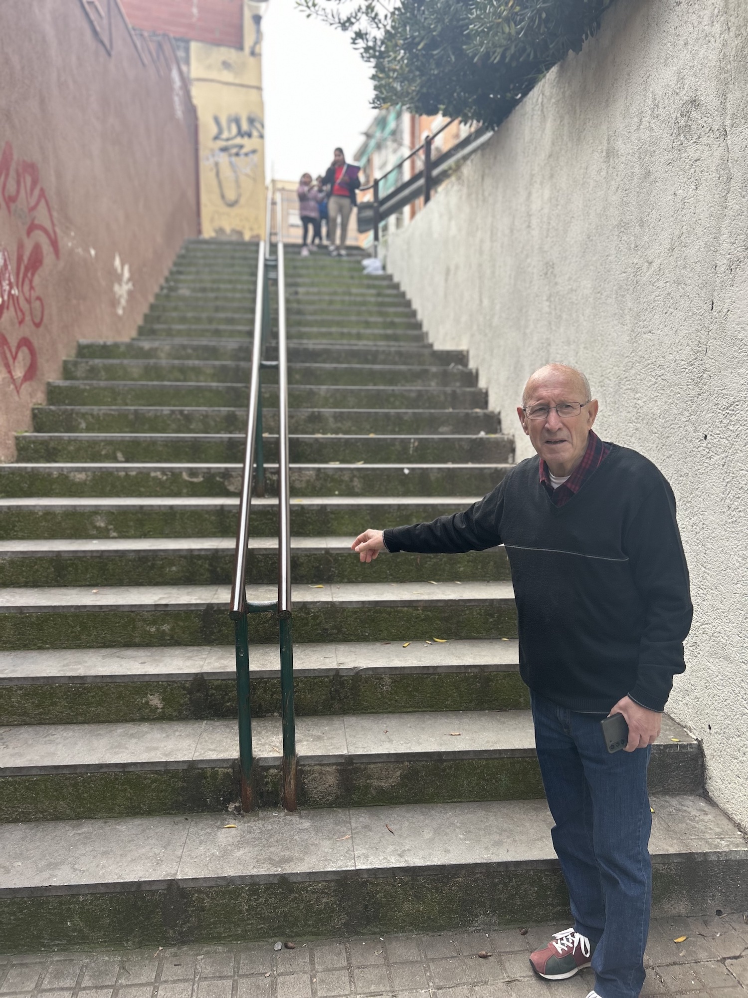 Veïns de Can Rull reclamen millorar l'accessibilitat del barri: 