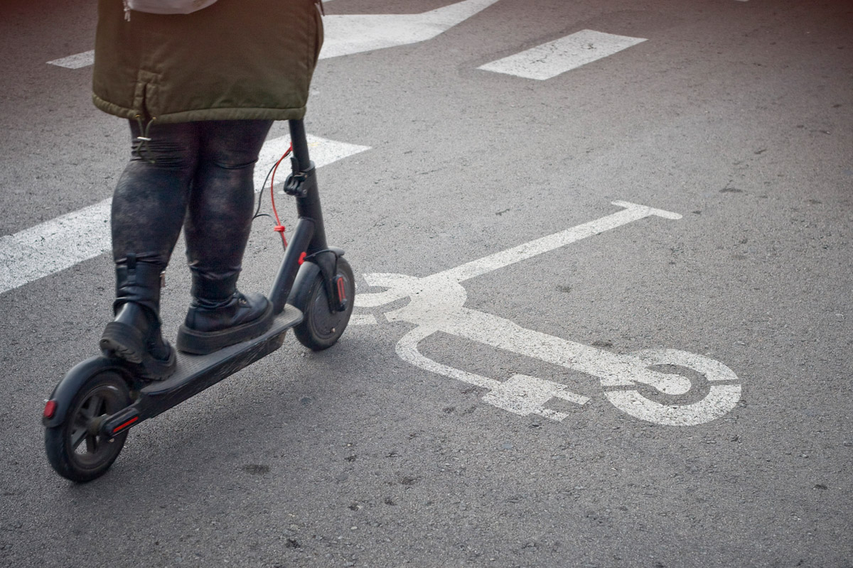 Consum ordena retirar temporalment dos models de patinets elèctrics