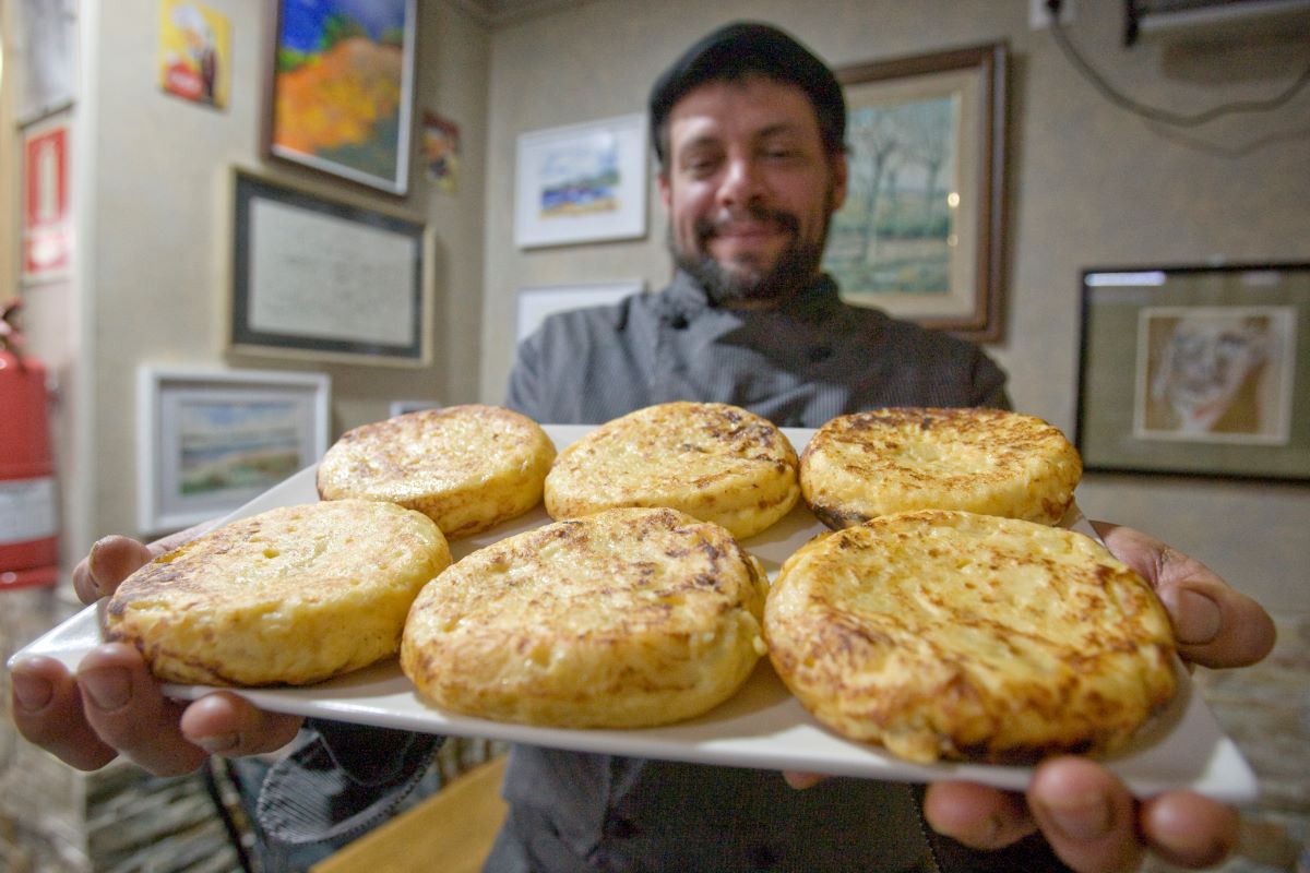 Les botifarres i truites mantenen la tirada del Dijous Gras a Terrassa