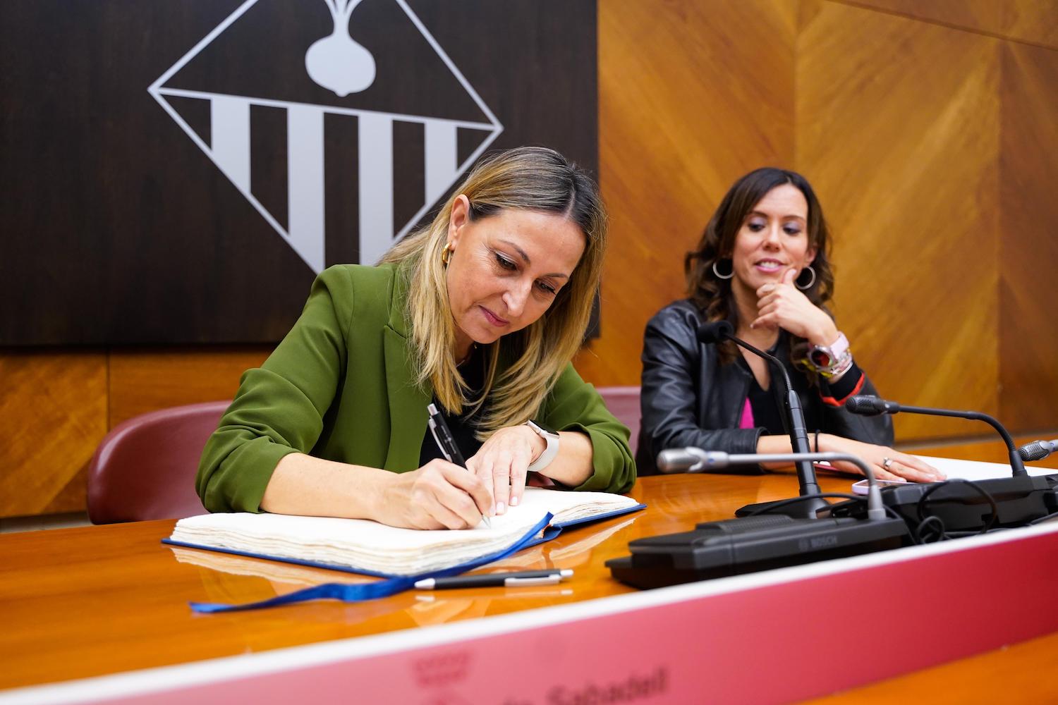 La consellera Eva Menor visita la ciutat: 