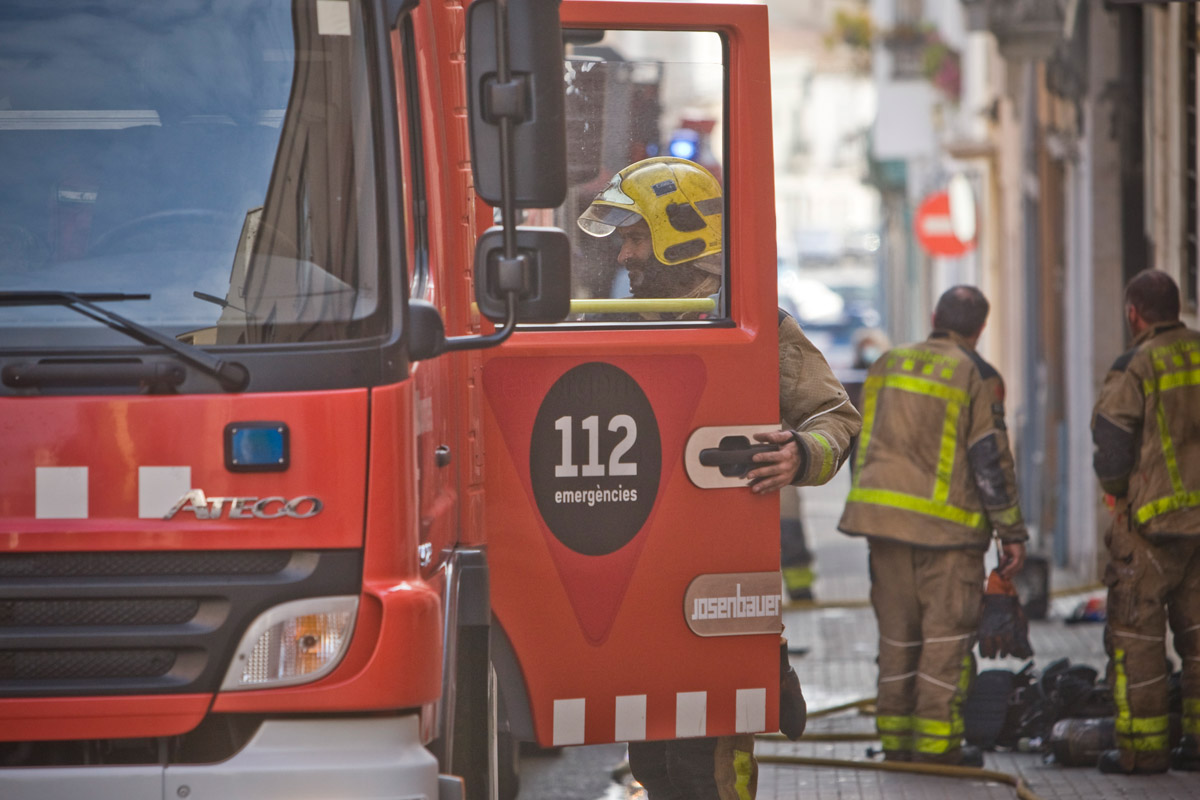 Incendi en la cuina d'un habitatge a Terrassa