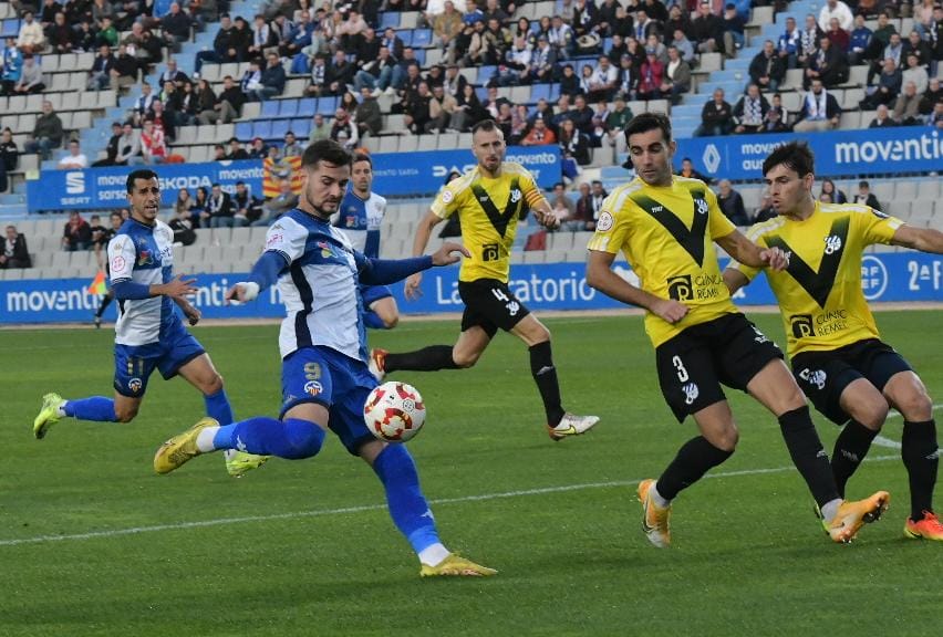 El CE Sabadell tanca la setmana de triple partit davant la Peña Deportiva