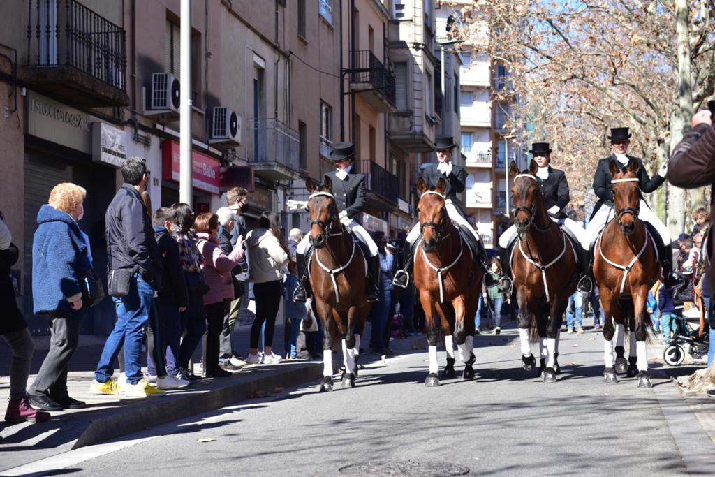 50 cavalls, 25 carros i Tres Tombs - 